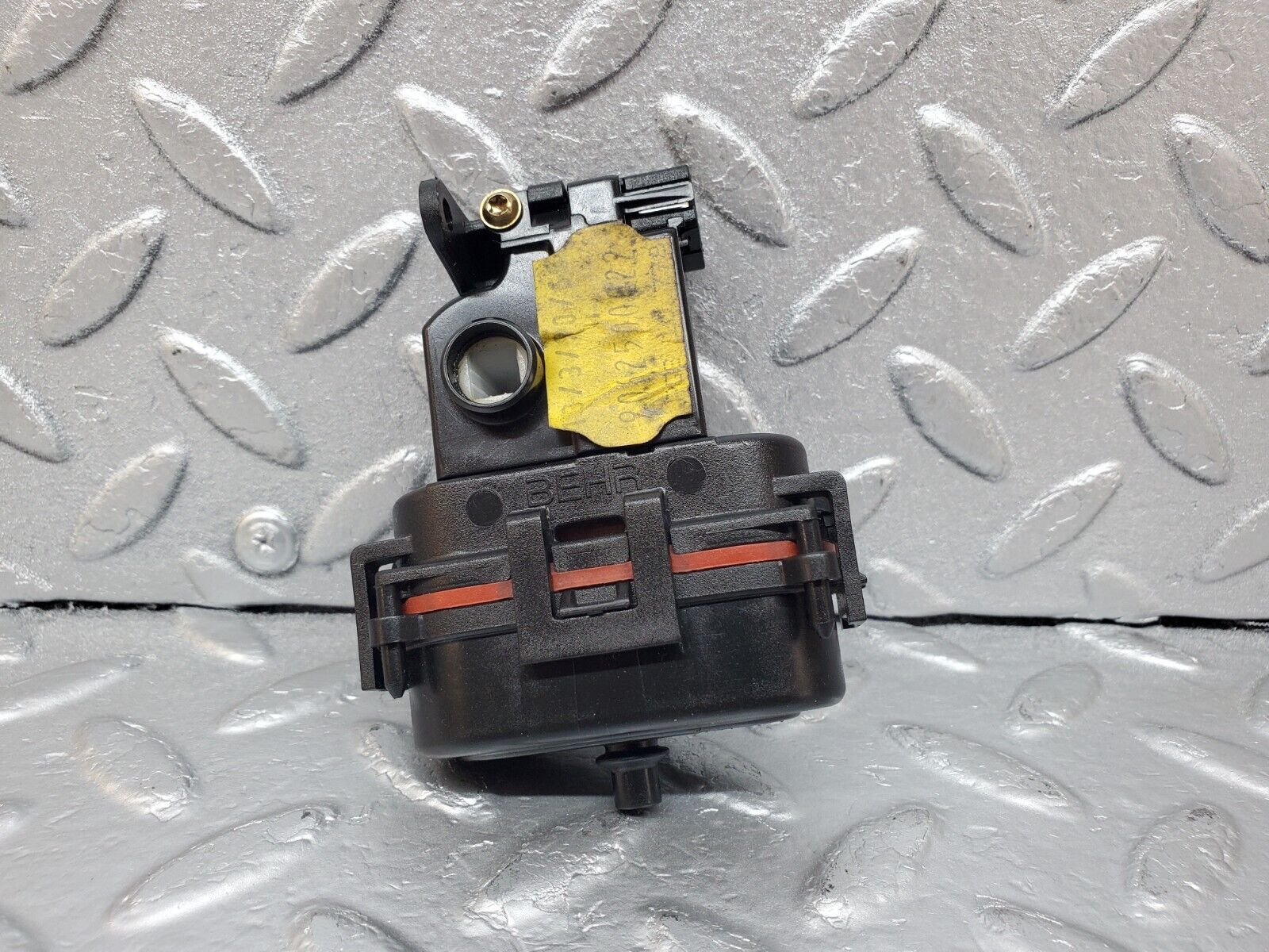 44971 Mercedes-Benz R129 300SL Coupe Heater Box Vacuum Actuator