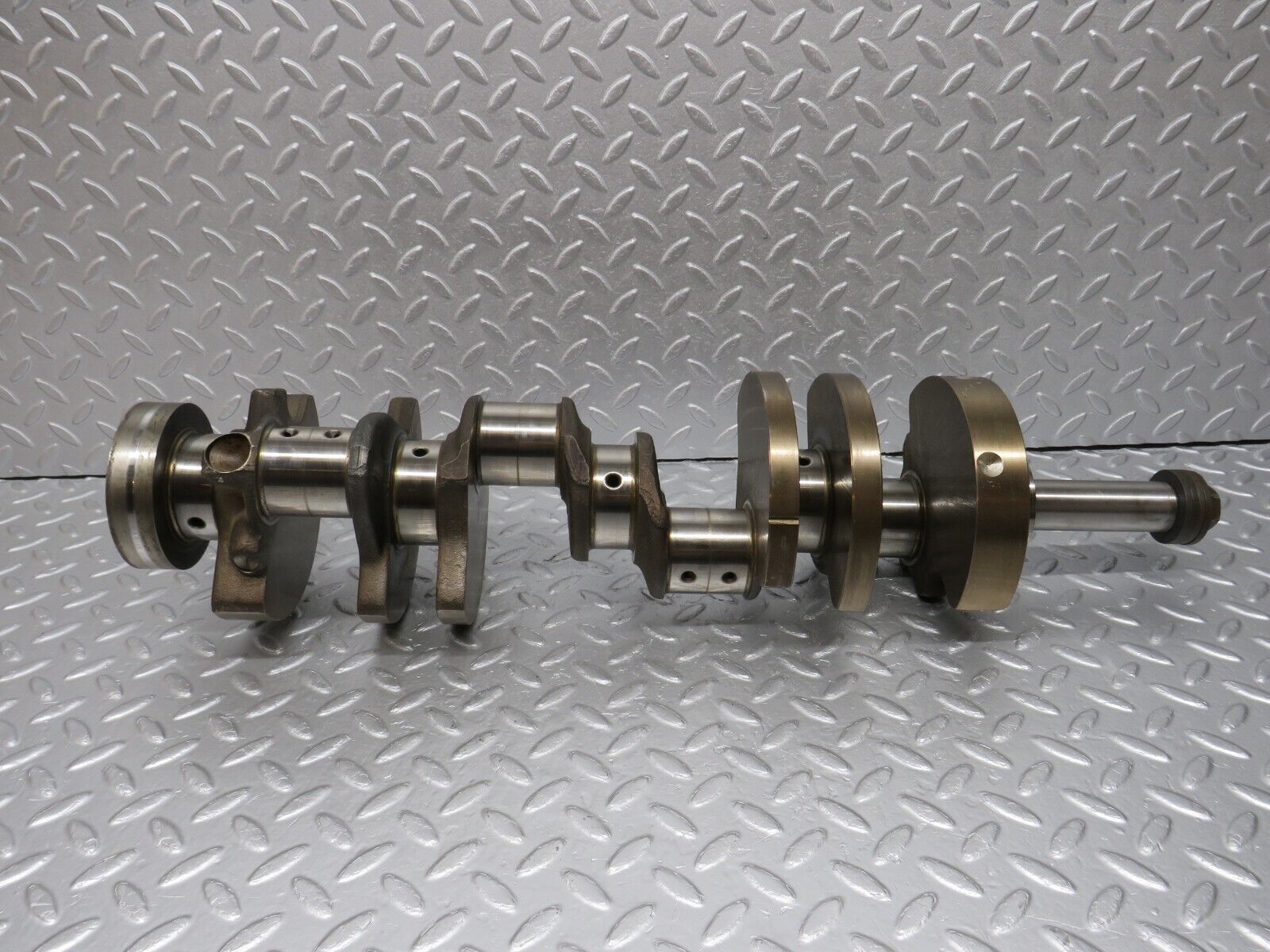 40152 Mercedes-Benz R107 350SL Crankshaft 1160311401