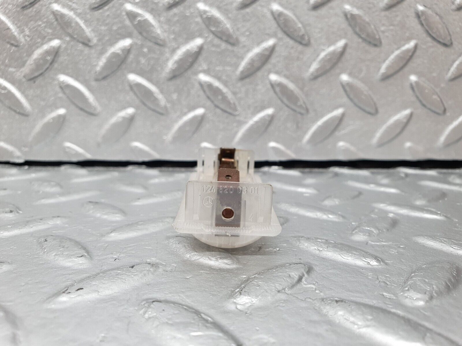 42377 Mercedes-Benz R129 320SL Coupe Trunk Boot Light 1248200301