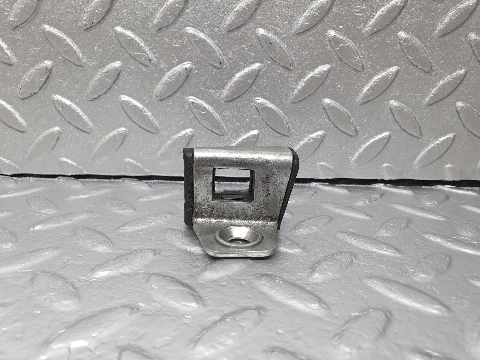 42535 Mercedes-Benz R129 320SL Coupe Door Lock Latch