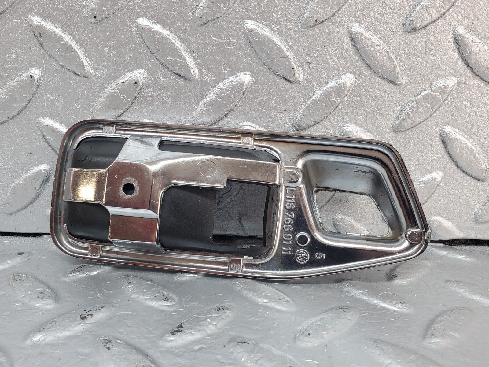 44392 Mercedes-Benz W123 280E Chrome Frame For Door Opener Left 1167660111