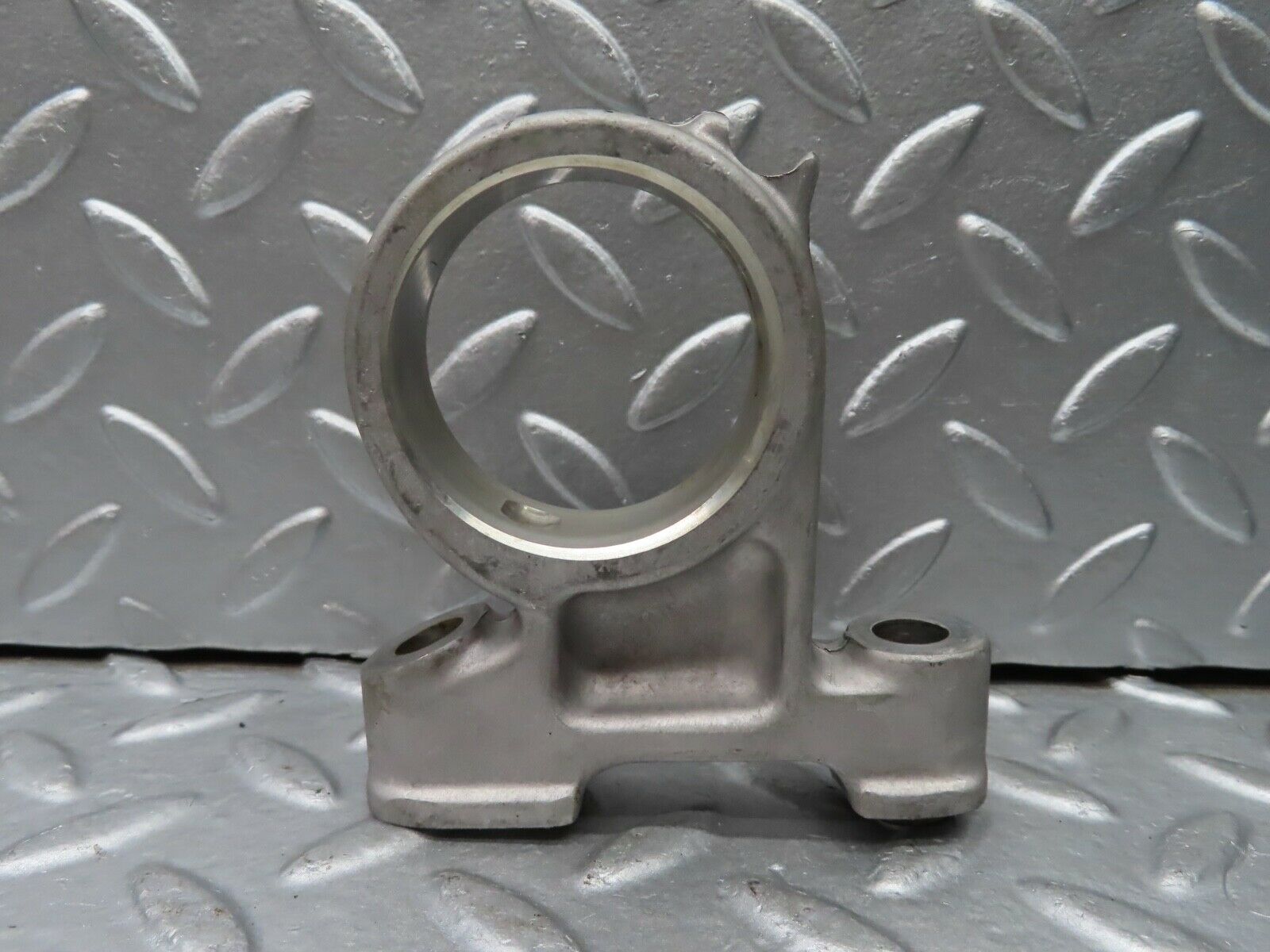 20643 Mercedes-Benz R107 450SL Camshaft Tower Bearing 1160512712