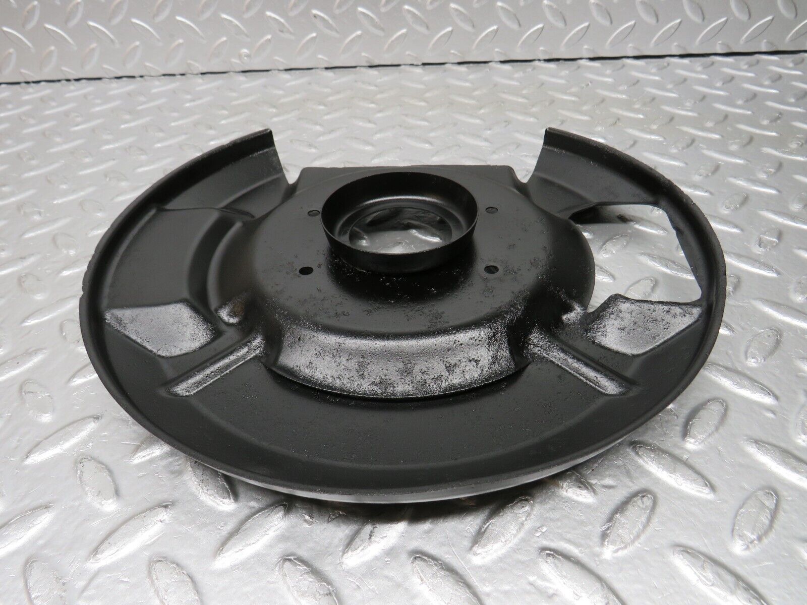 33011 Mercedes-Benz C107 R107 350 V8 Front Right Brake Disc Protection Plate