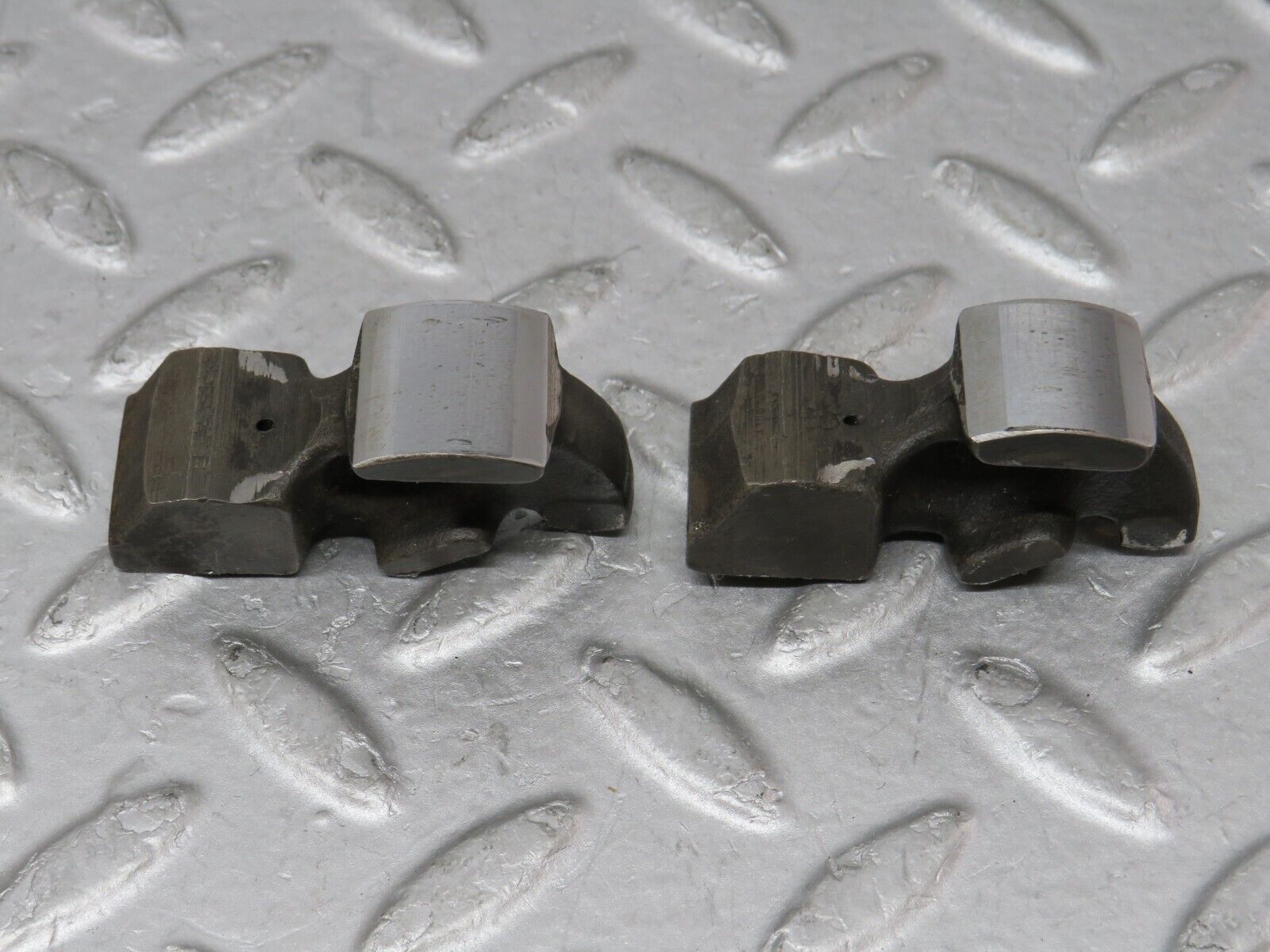 35643 Mercedes-Benz R107 280SL Valve Rocker Arm With Spring And Tappet