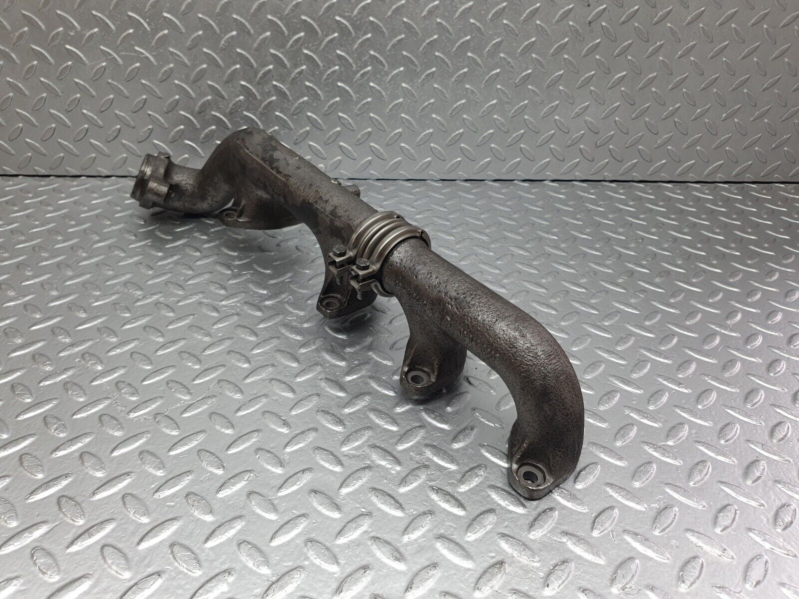 43604 Mercedes-Benz C126 380SEC Coupe Exhaust Manifold Right Side 1161420702