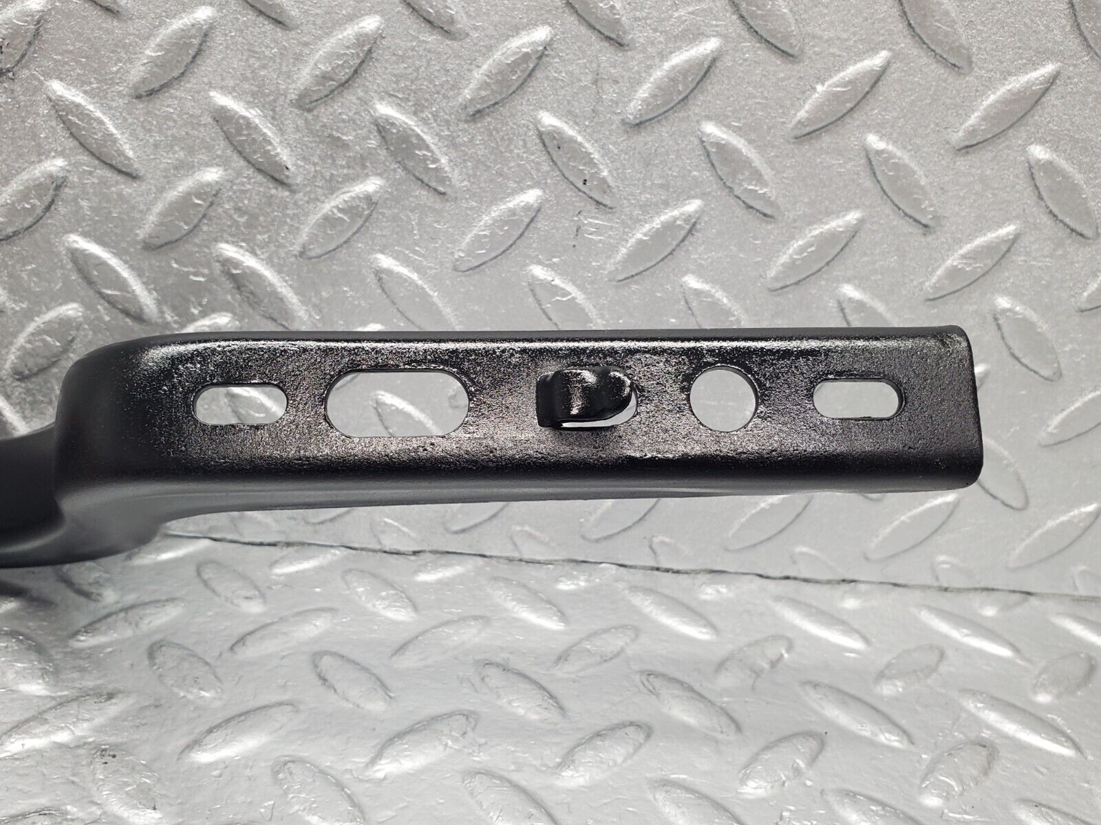 46640 Mercedes-Benz C123 280CE Coupe Trunk Lid Hinge Right Side 1237500287