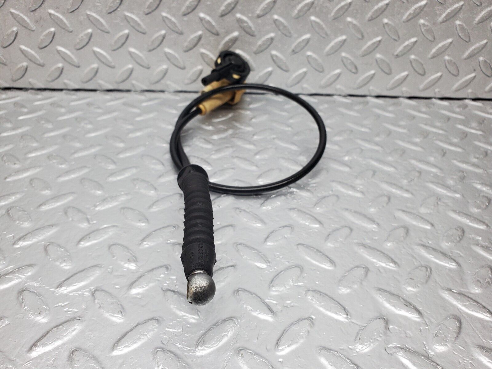 45497 Mercedes-Benz W124 260E Automatic Gearbox Cable 722.409