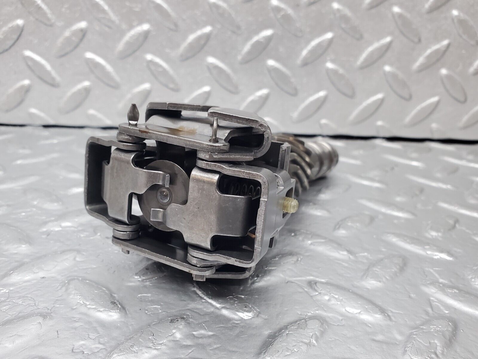 44565 Mercedes-Benz W123 280E Automatic Gearbox Governor 722.309