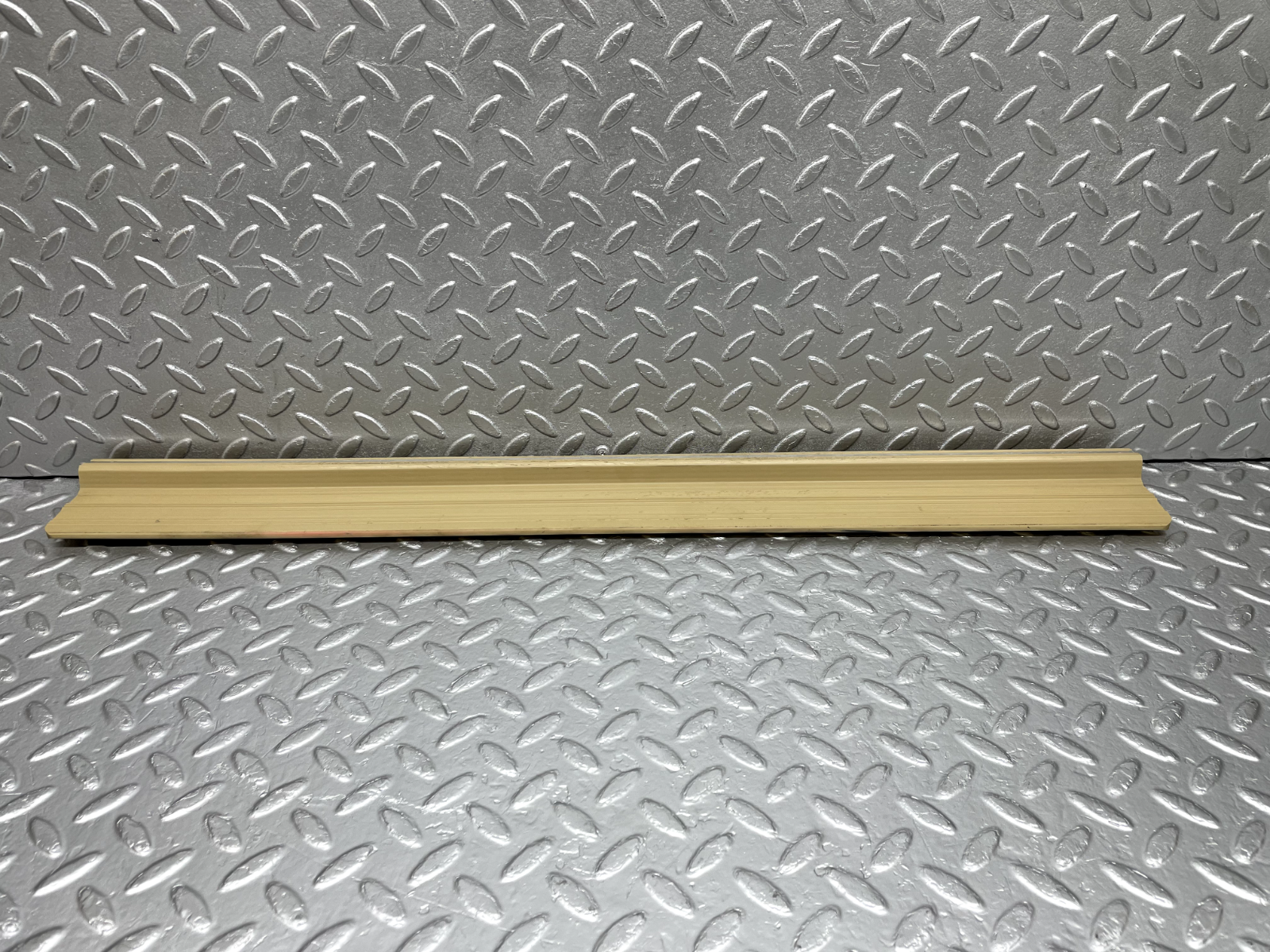 44263 Mercedes-Benz W123 280E Front Left Door Sill Trim Beige