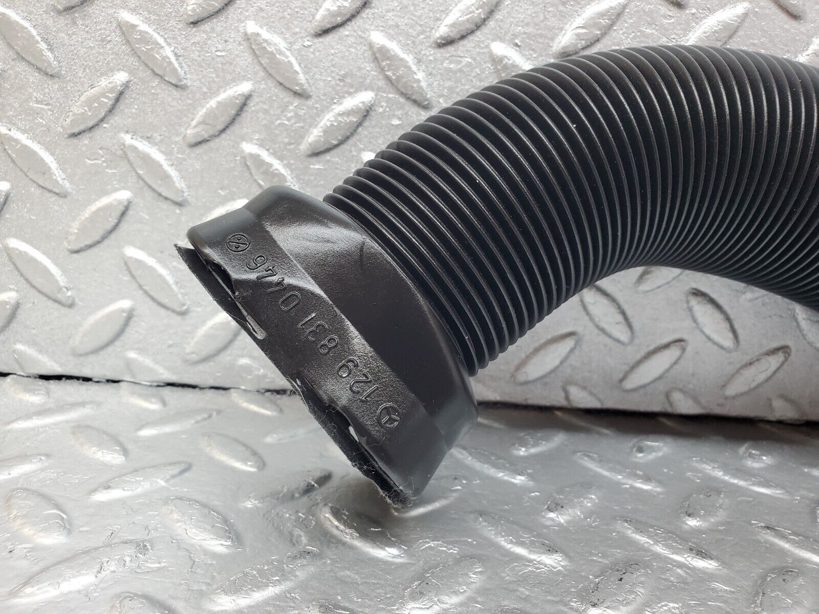 45047 Mercedes-Benz R129 300SL Coupe Air Intake Duct Pipe 1298310446