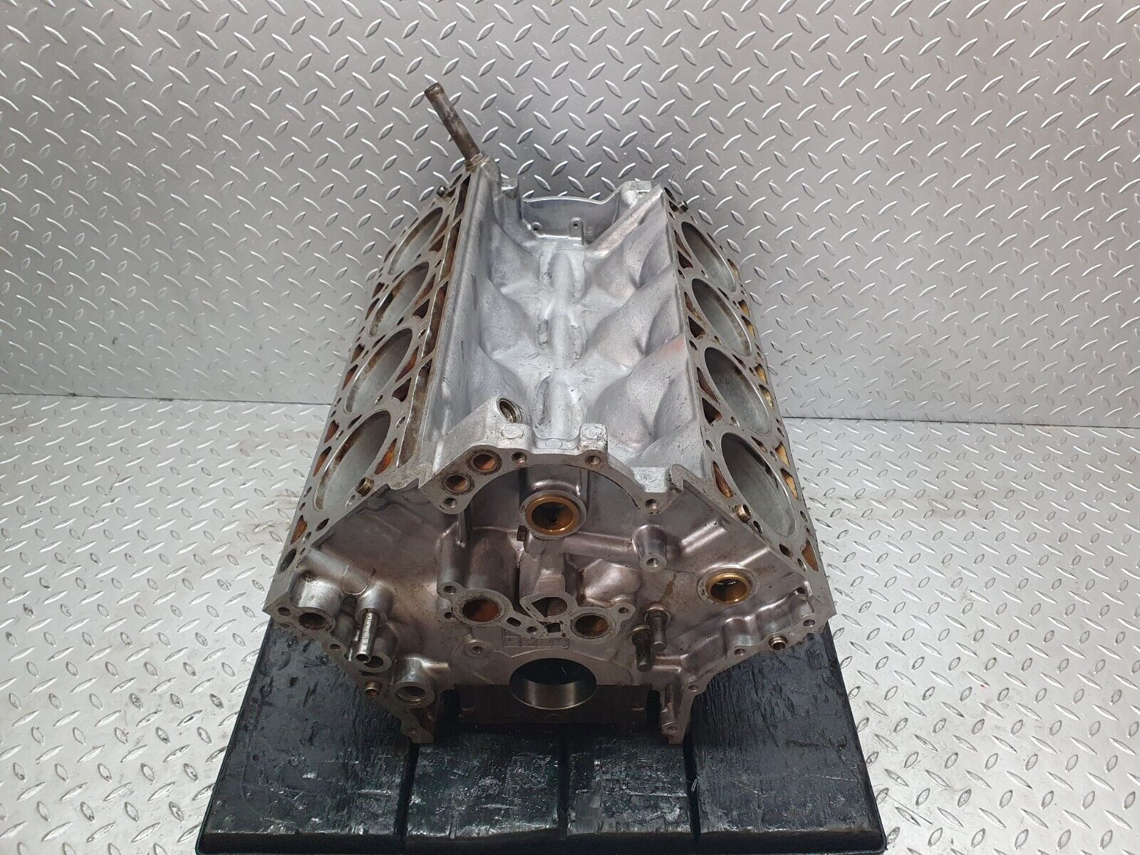 43842 Mercedes-Benz C126 380SEC Coupe Engine Block 116.963 1160111201