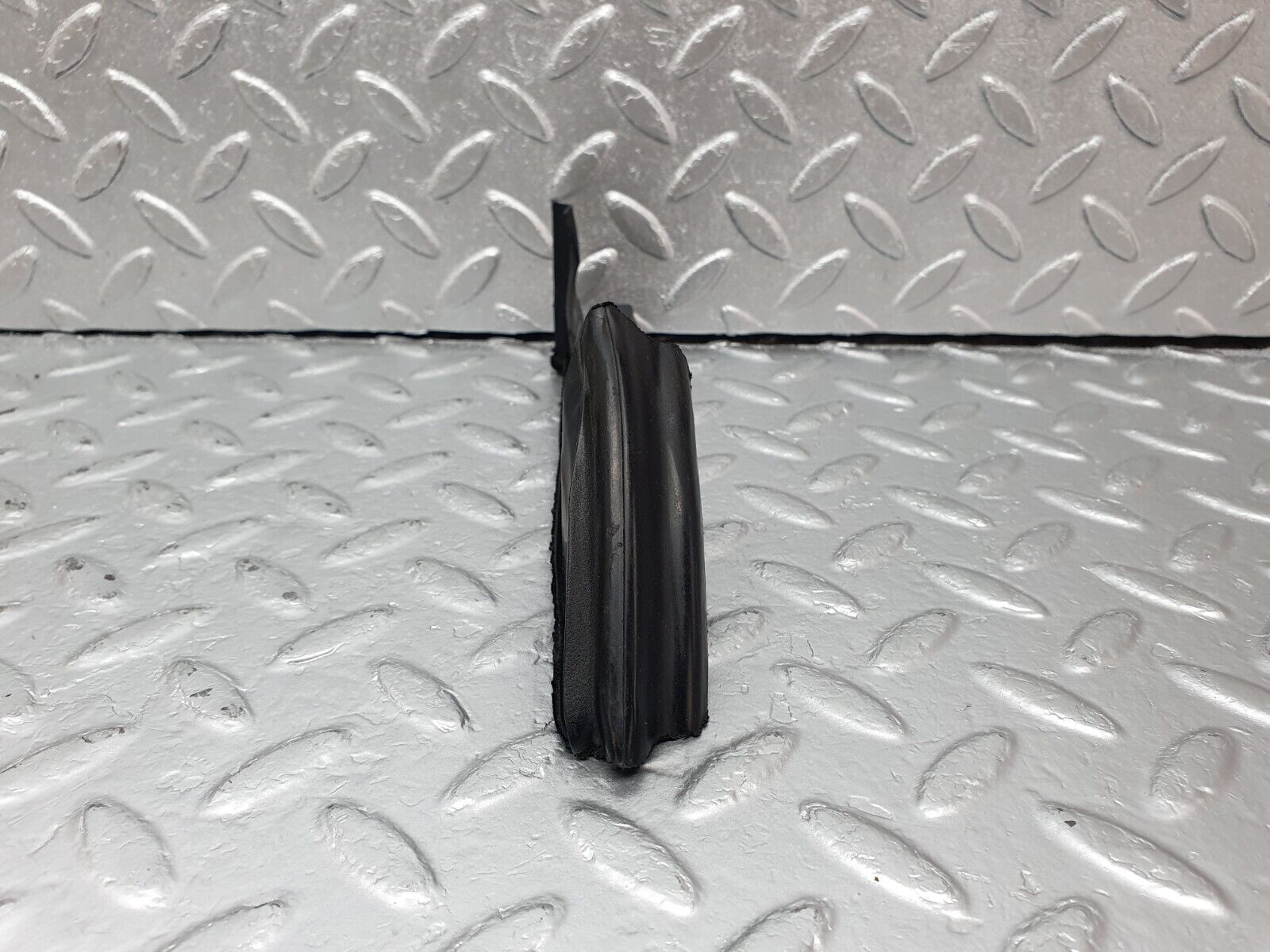 42393 Mercedes-Benz R129 320SL Coupe Left Door Wing Mirror Rubber 1297250166