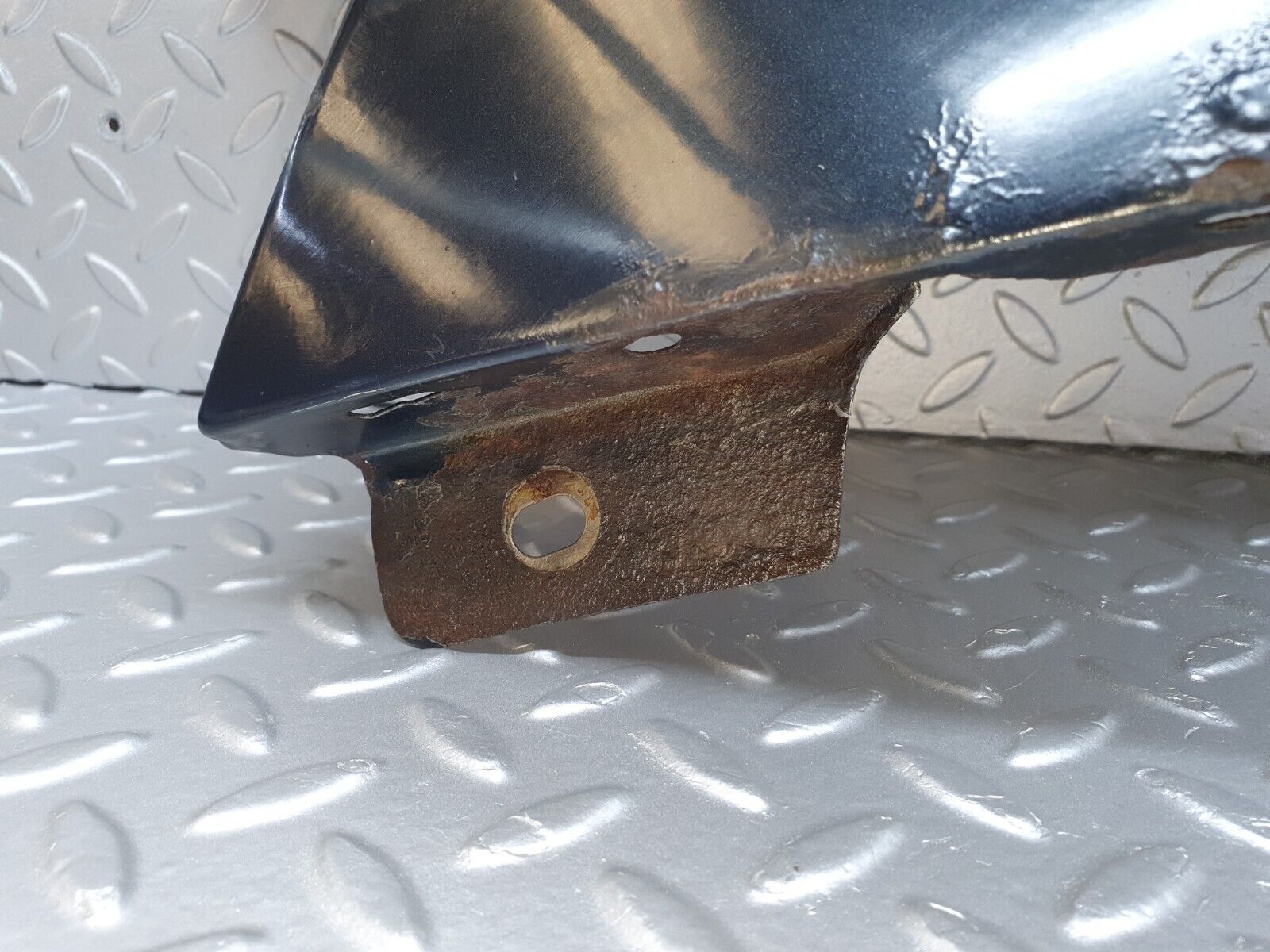 41835 Mercedes-Benz W202 C200 Front Left Fender Wing