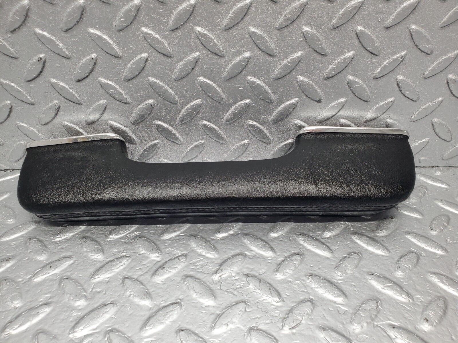 46344 Mercedes-Benz C123 280CE Coupe Front Right Interior Door Handle Black 1239702001