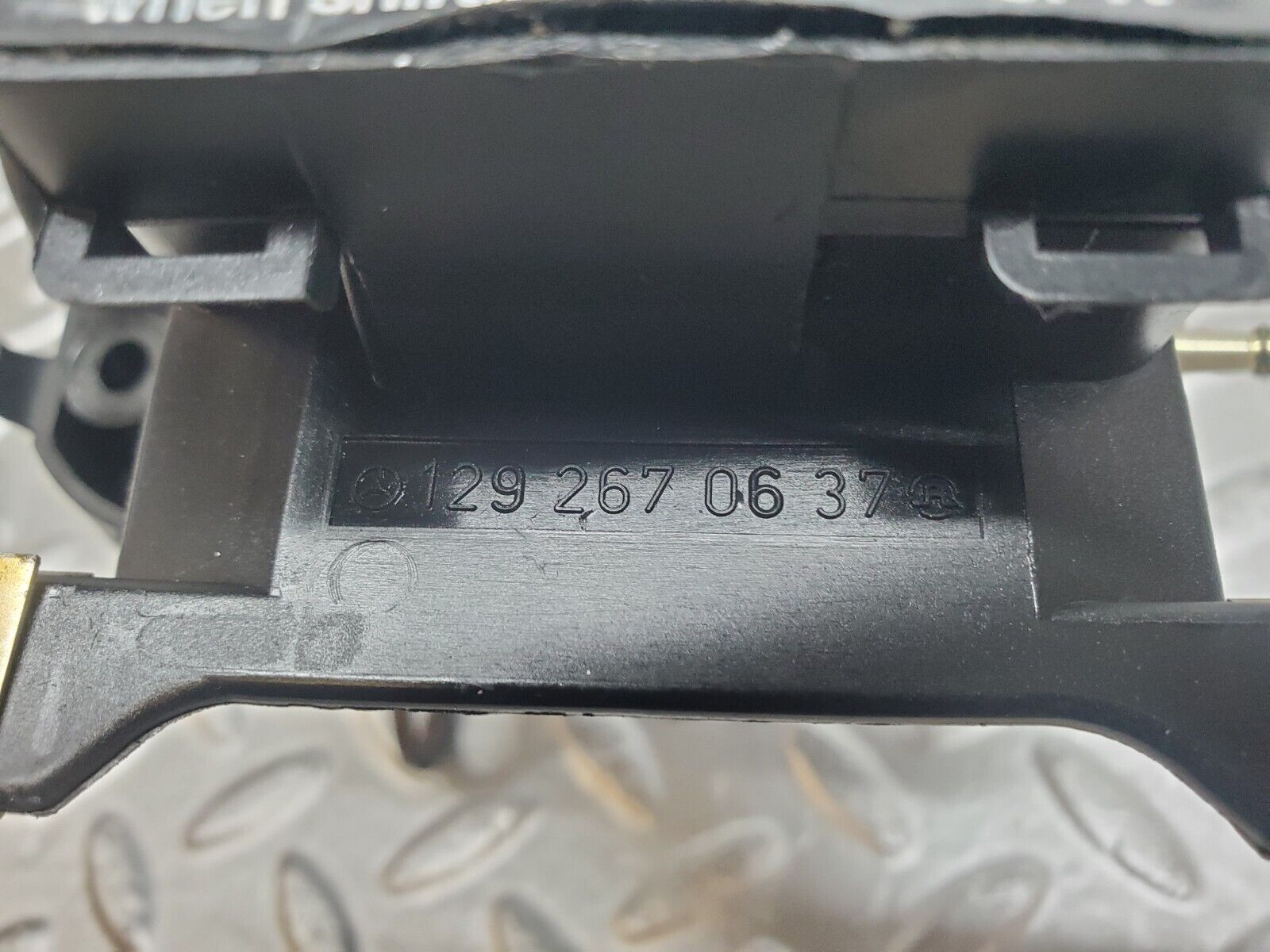 44784 Mercedes-Benz W124 220E Automatic Gear Selector 1292670637 2012670480