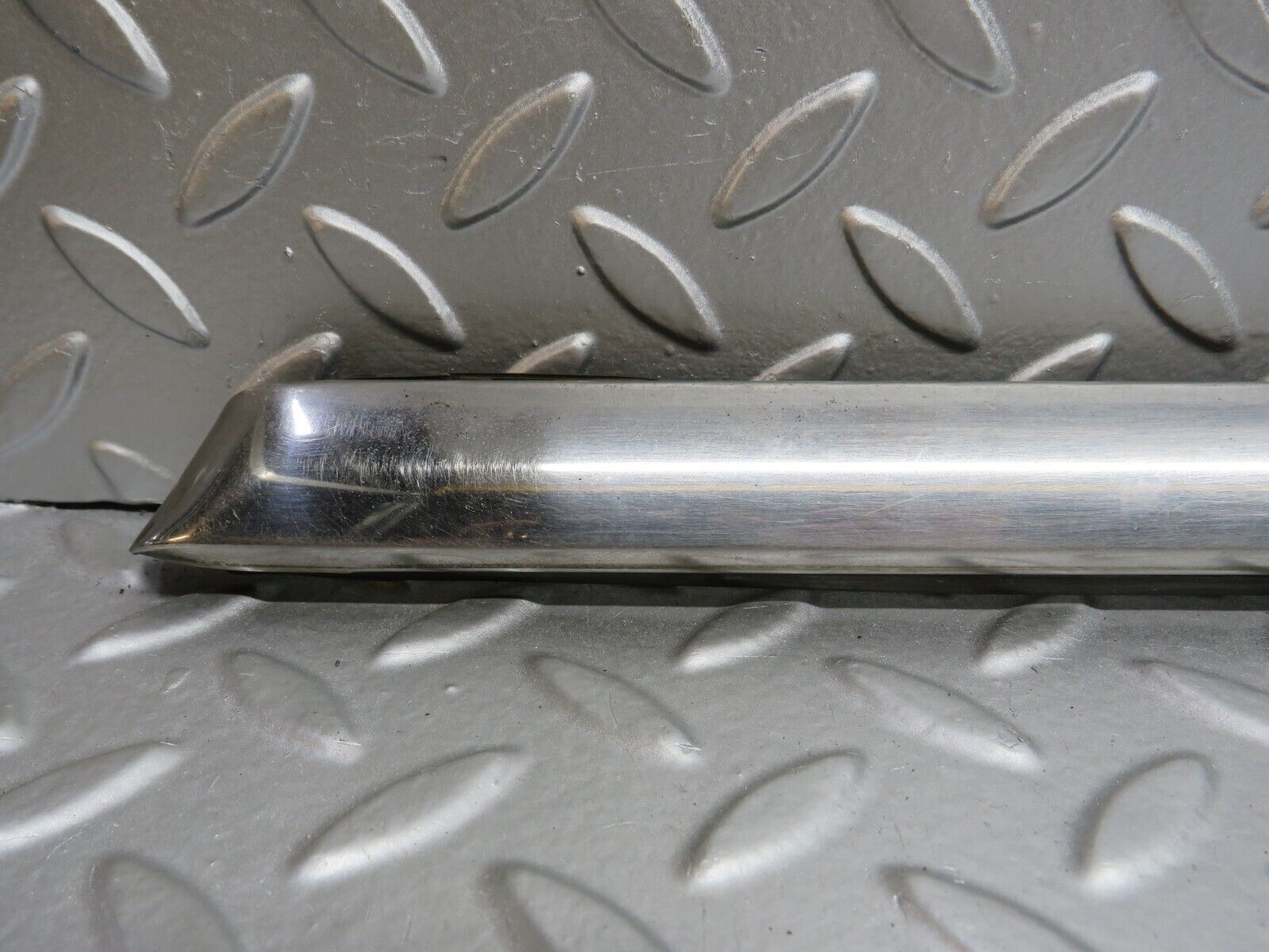 40199 Mercedes-Benz R107 Right Skirt Chrome Trim Strip