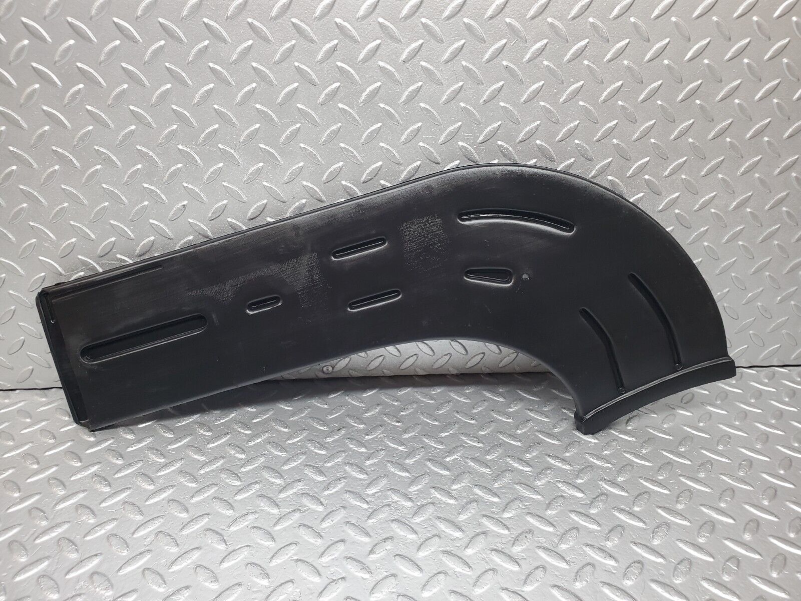 45625 Mercedes-Benz W126 420SE Air Duct Heater Ventilation Right 1268314846