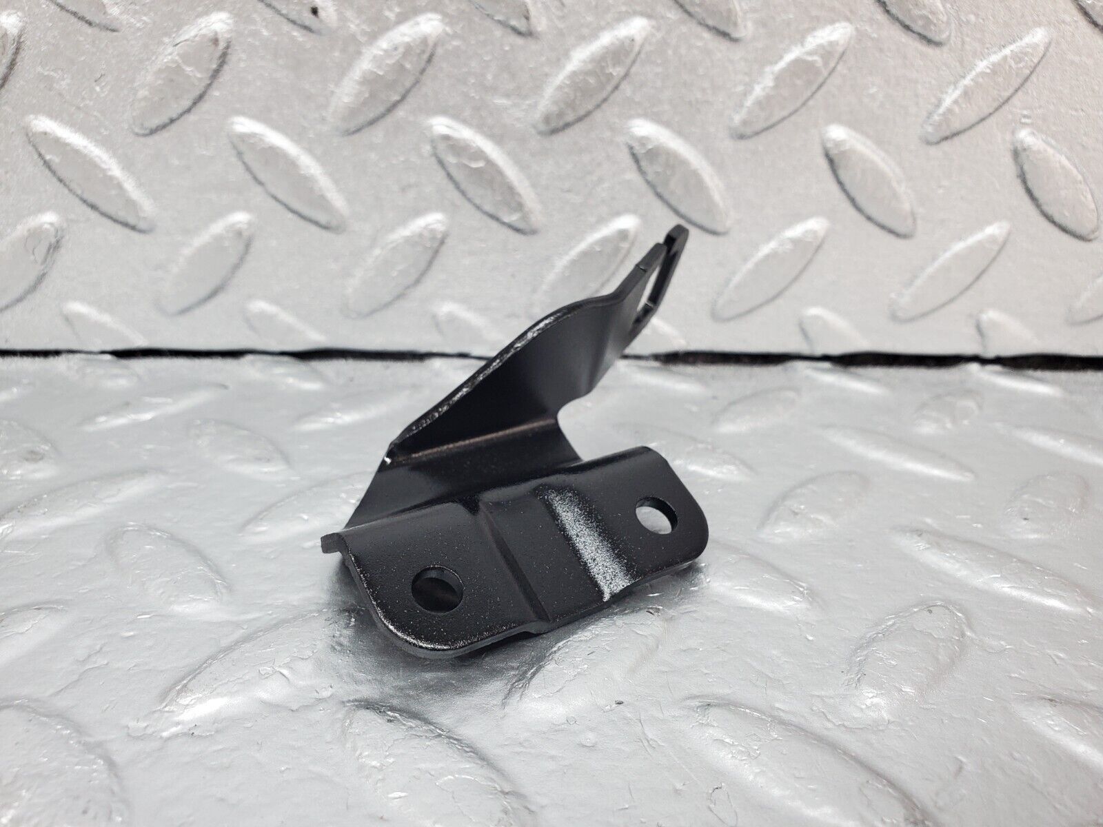 45238 Mercedes-Benz R129 300SL Coupe Accelerator Cable Bracket Holder