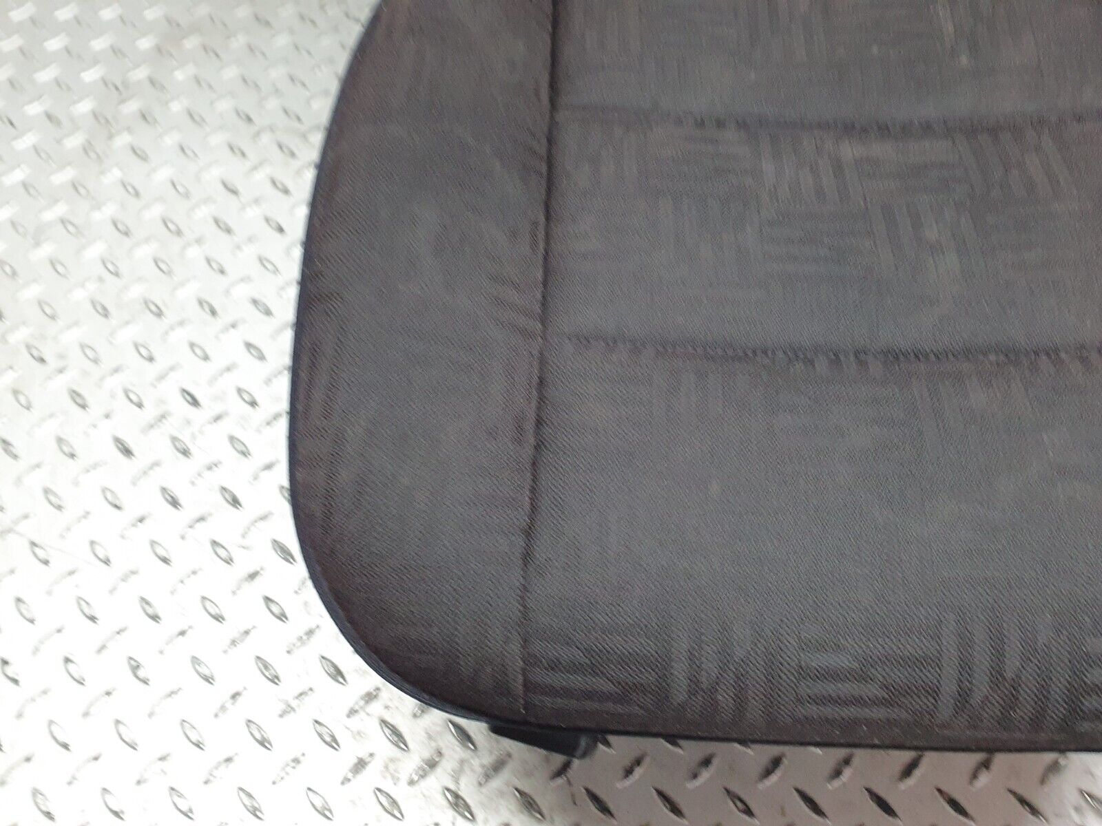 41812 Mercedes-Benz W202 C200 Front Left Passenger Seat