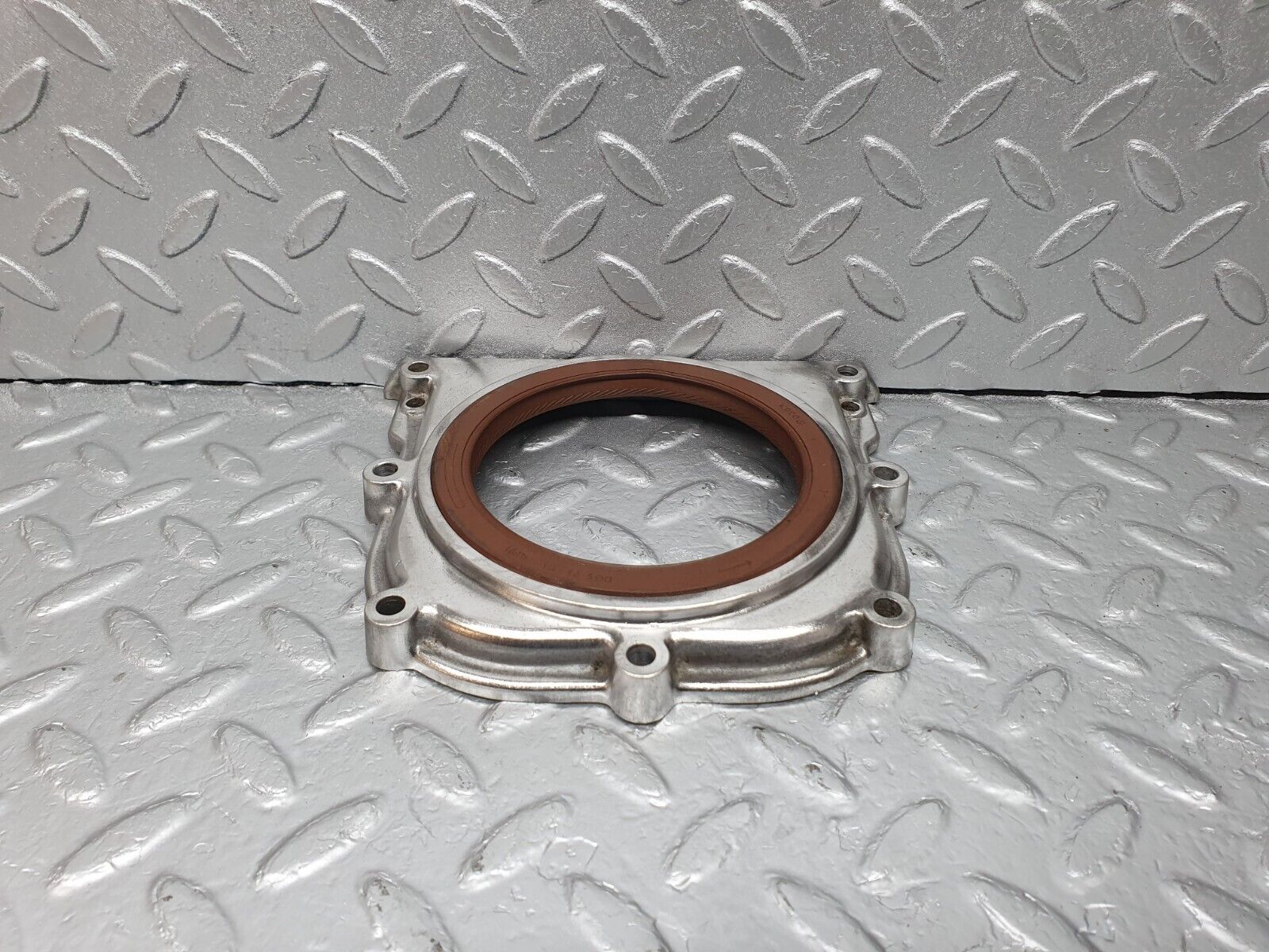 43063 Mercedes-Benz W123 Crankshaft Rear Sealing Cover 1020110508