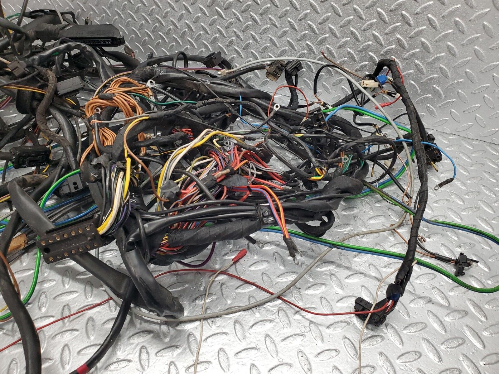 46733 Mercedes-Benz C123 280CE Coupe Engine Chassis Body Wiring Harness 0095457328