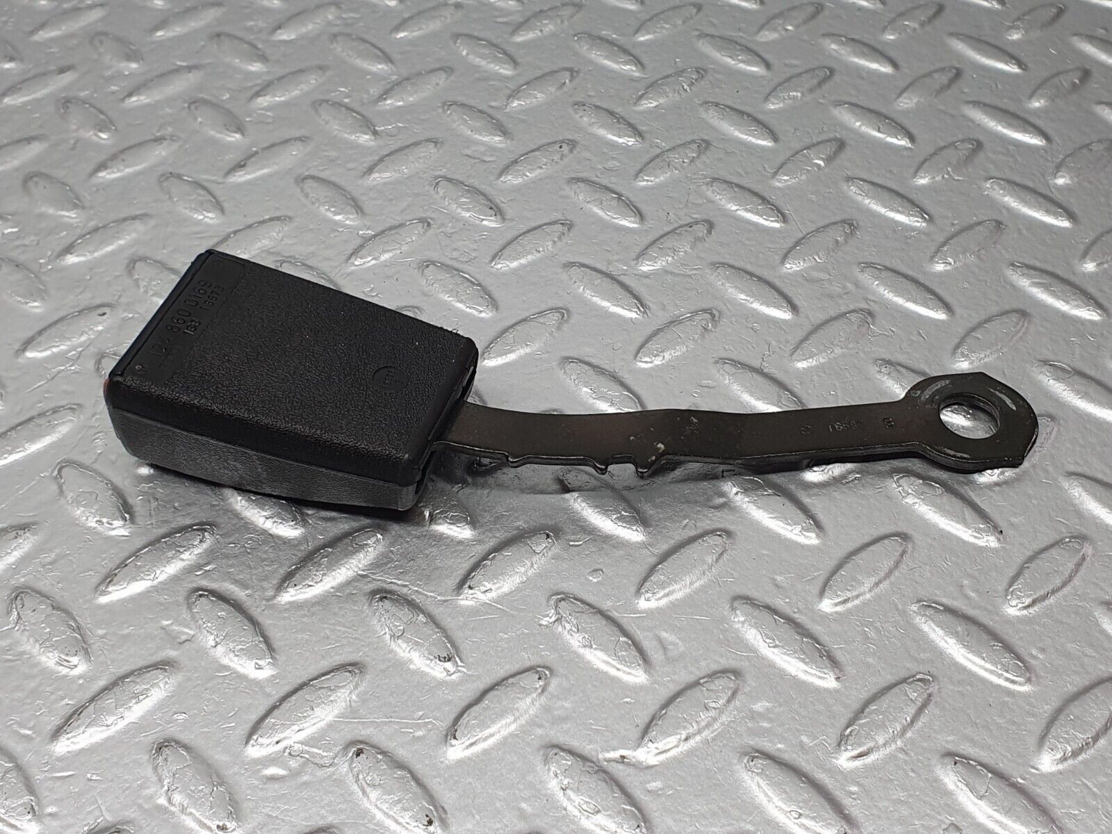 41695 Mercedes-Benz W124 200E Front Left Seat Belt With Buckle 1248603985 1268580011 1248600169