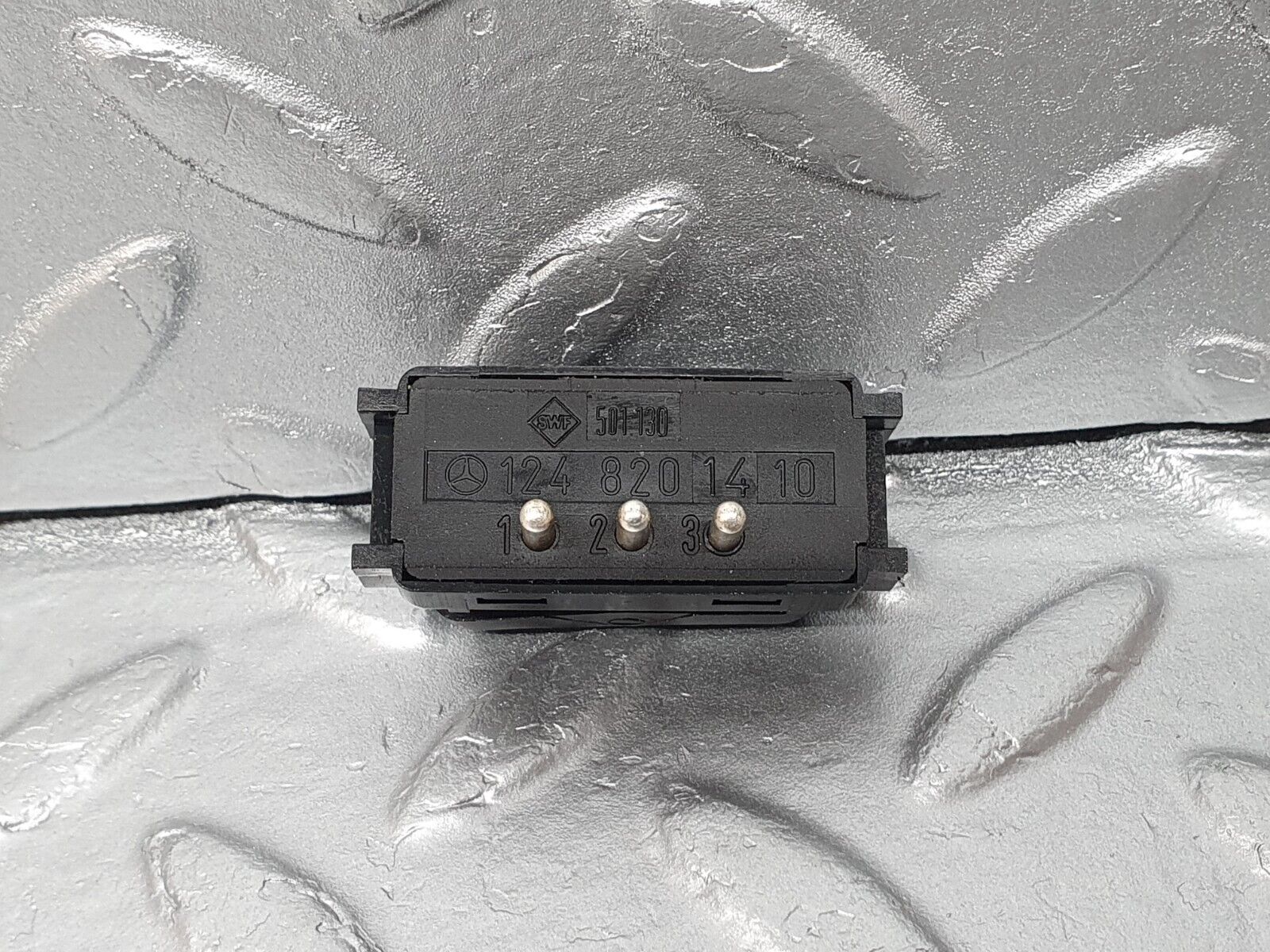 41649 Mercedes-Benz W124 200E Rear Interior Light Switch 1248201410