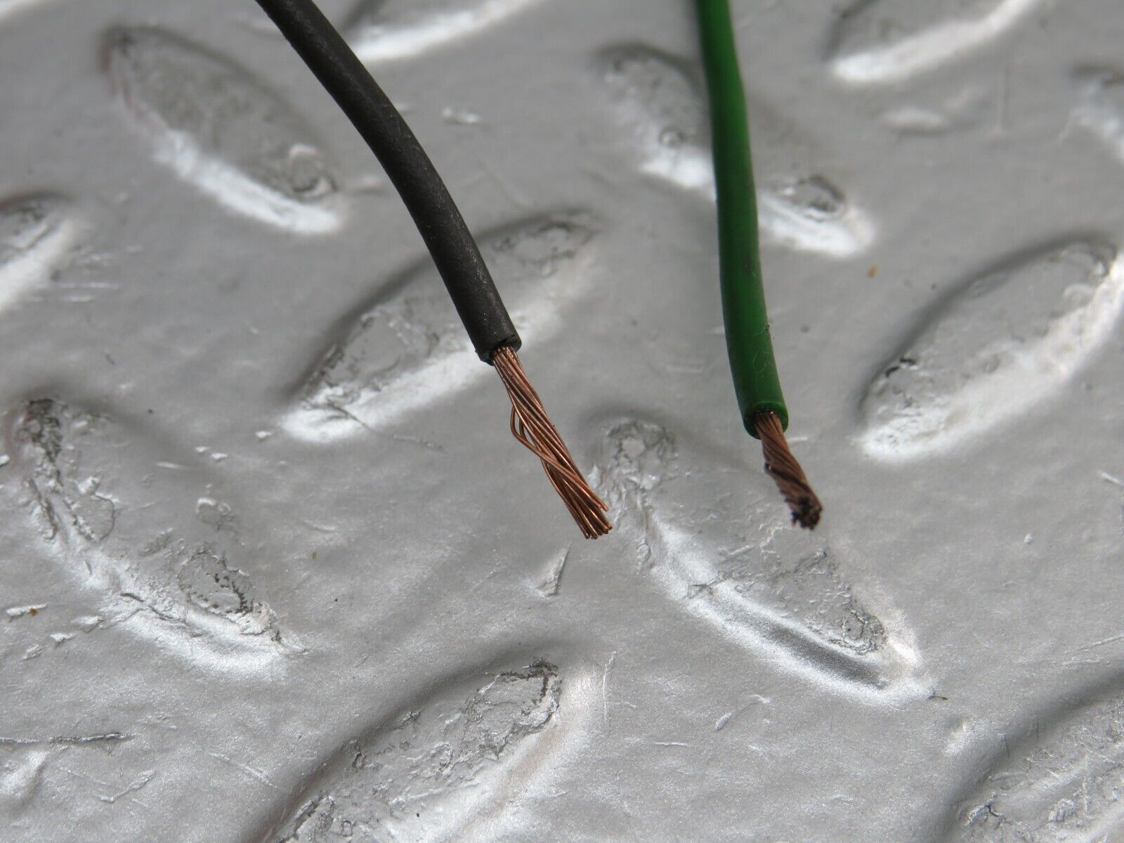 25087 Mercedes-Benz C107 Rear Right Window Regulator Motor 0130820001