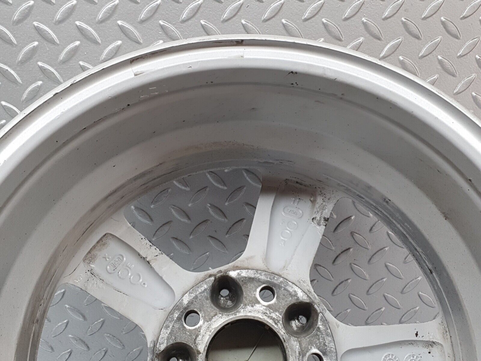 42020 Mercedes-Benz Alloy Wheel Set 7Jx16H2 8Jx16H2 ET31 ET32 2034012902