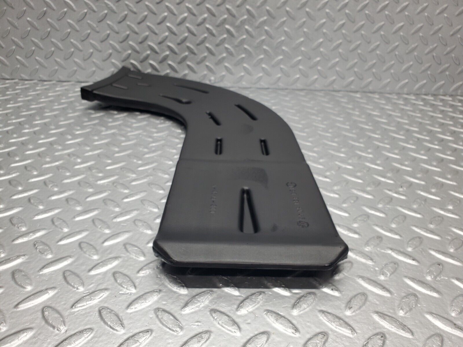 46333 Mercedes-Benz C123 280CE Coupe Heating Air Duct Right Side 1238311046