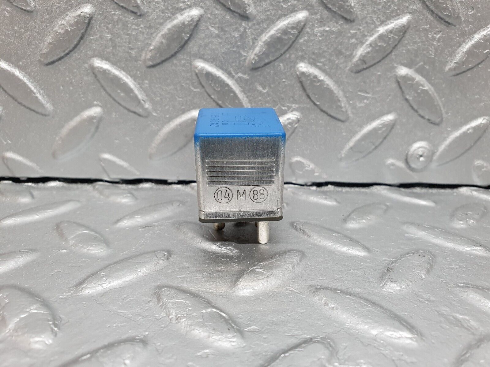 41641 Mercedes-Benz W124 200E Multi Purpose Relay 0015425919