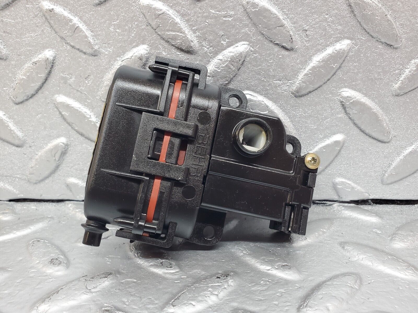 44911 Mercedes-Benz R129 300SL Coupe Heater Box Vacuum Actuator