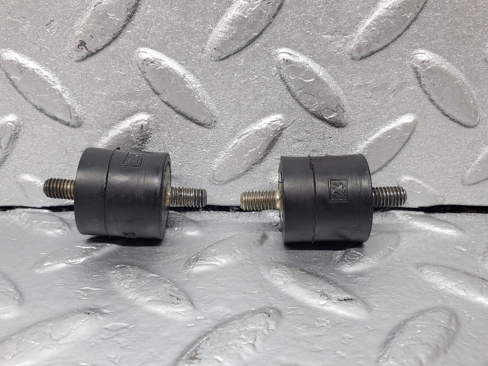 45443 Mercedes-Benz 280E M110.988 Air Filter Box Housing Holder 2X