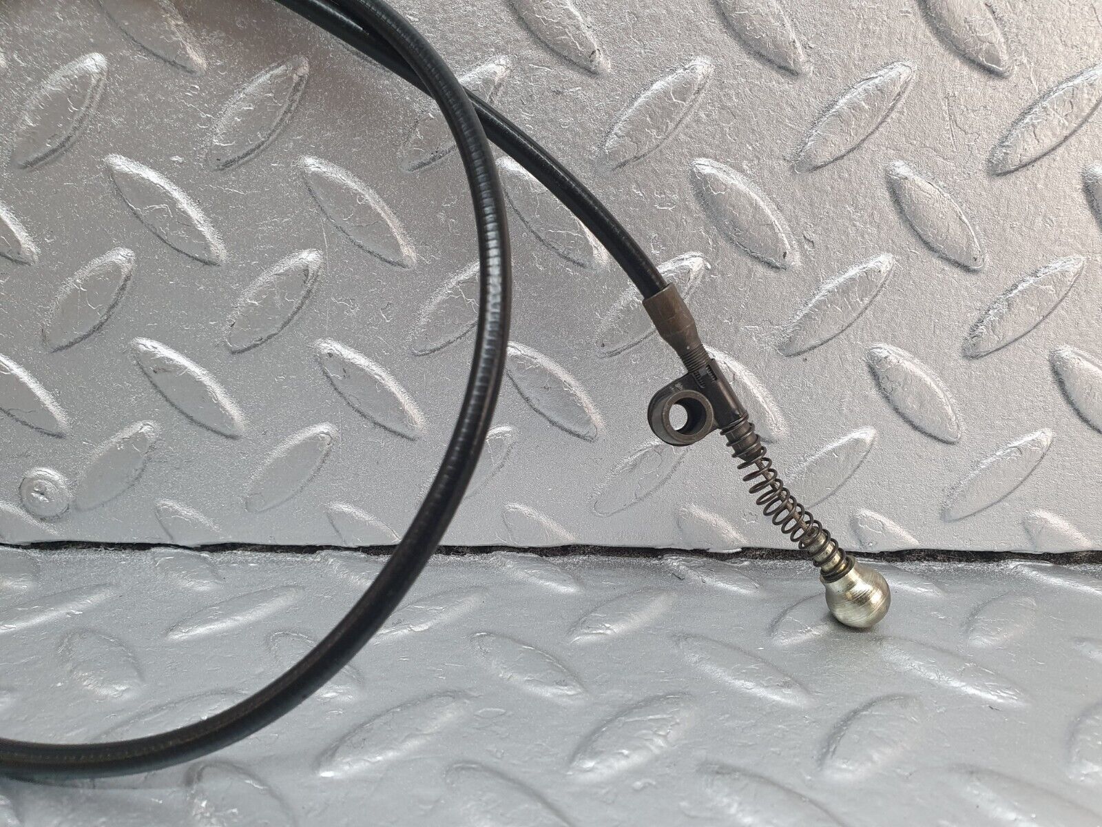 42447 Mercedes-Benz R129 320SL Coupe Gearbox Cable 1292600651