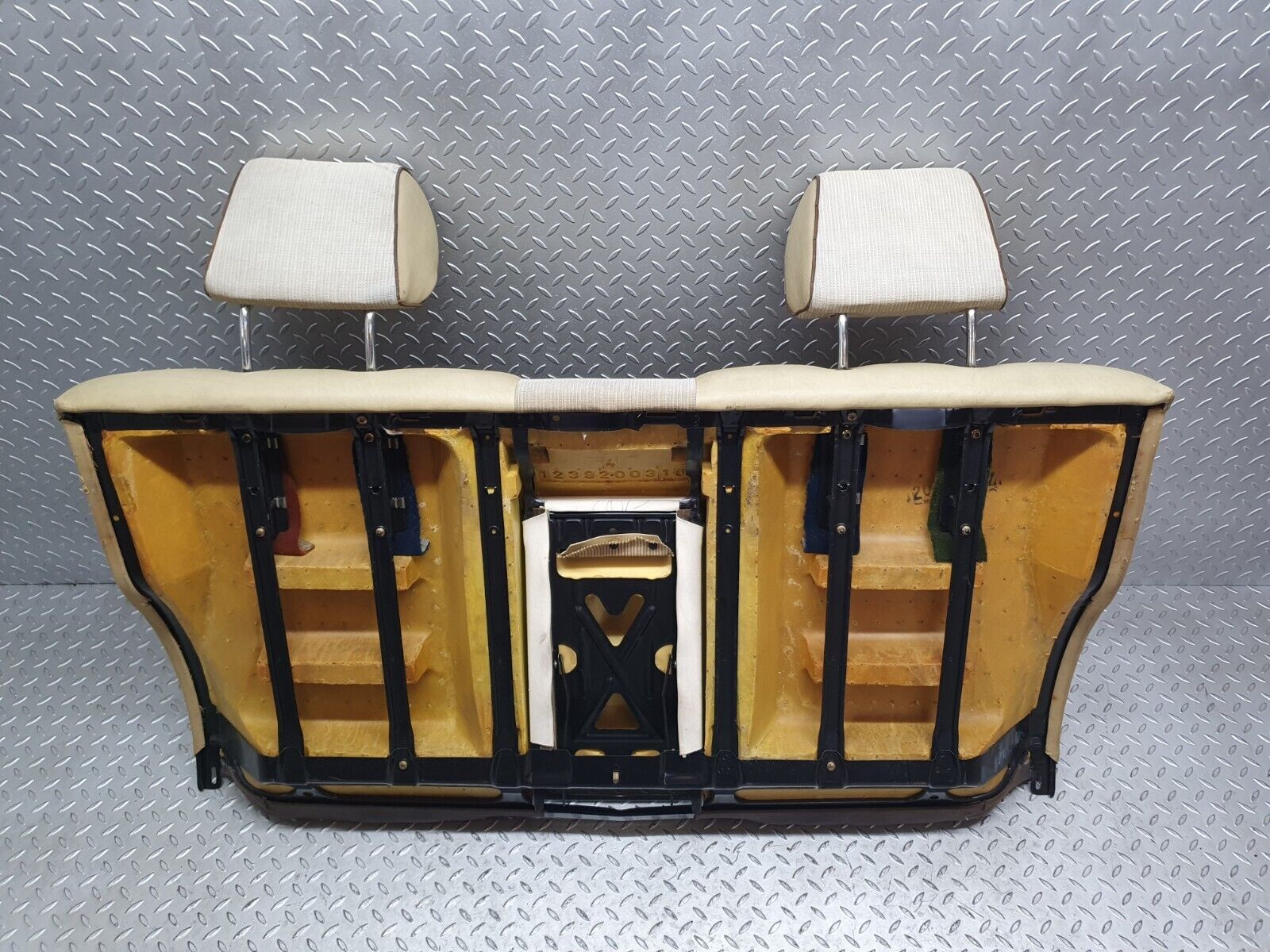 44208 Mercedes-Benz C123 230CE Coupe Rear Seat Beige 1239200316