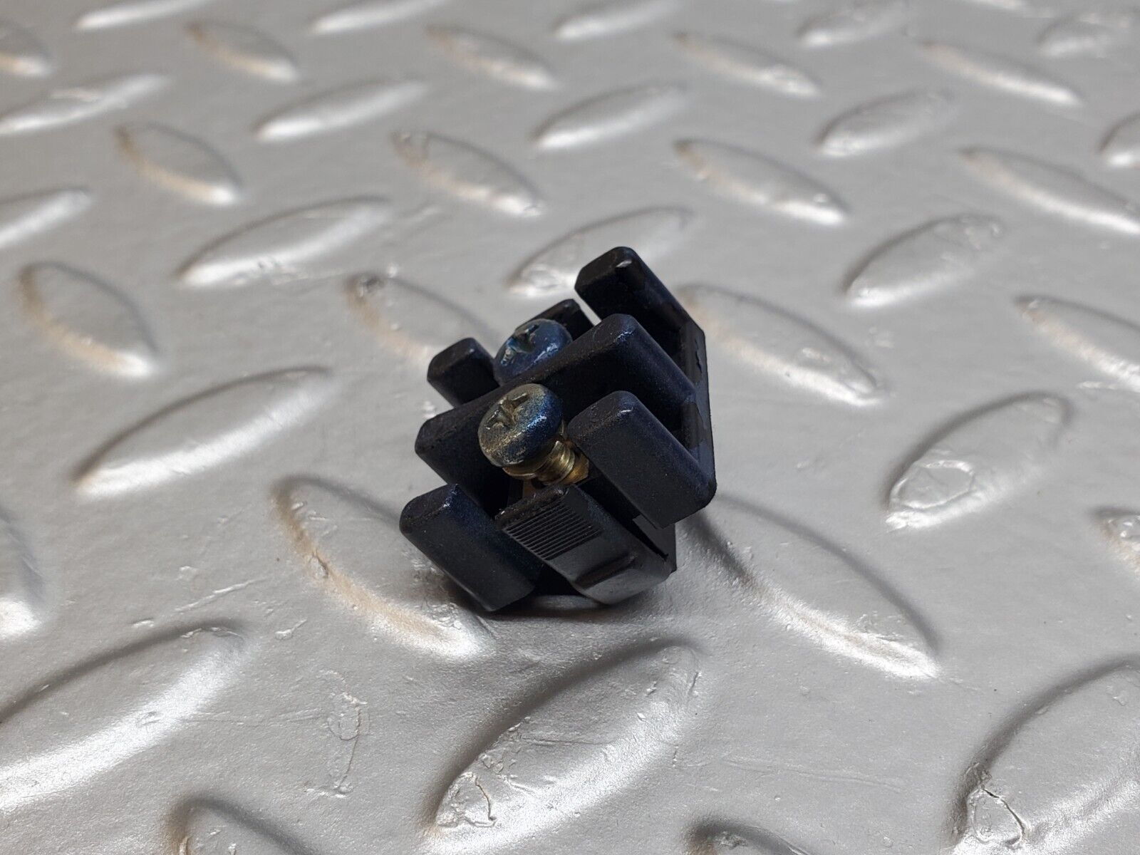 44718 Mercedes-Benz W124 220E Wiring Cable Junction 0005400269