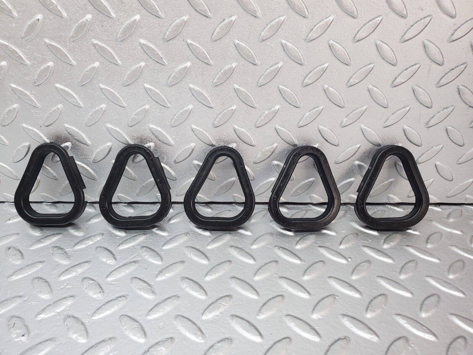 44435 Mercedes-Benz W123 280E Valve Cover Gasket Set