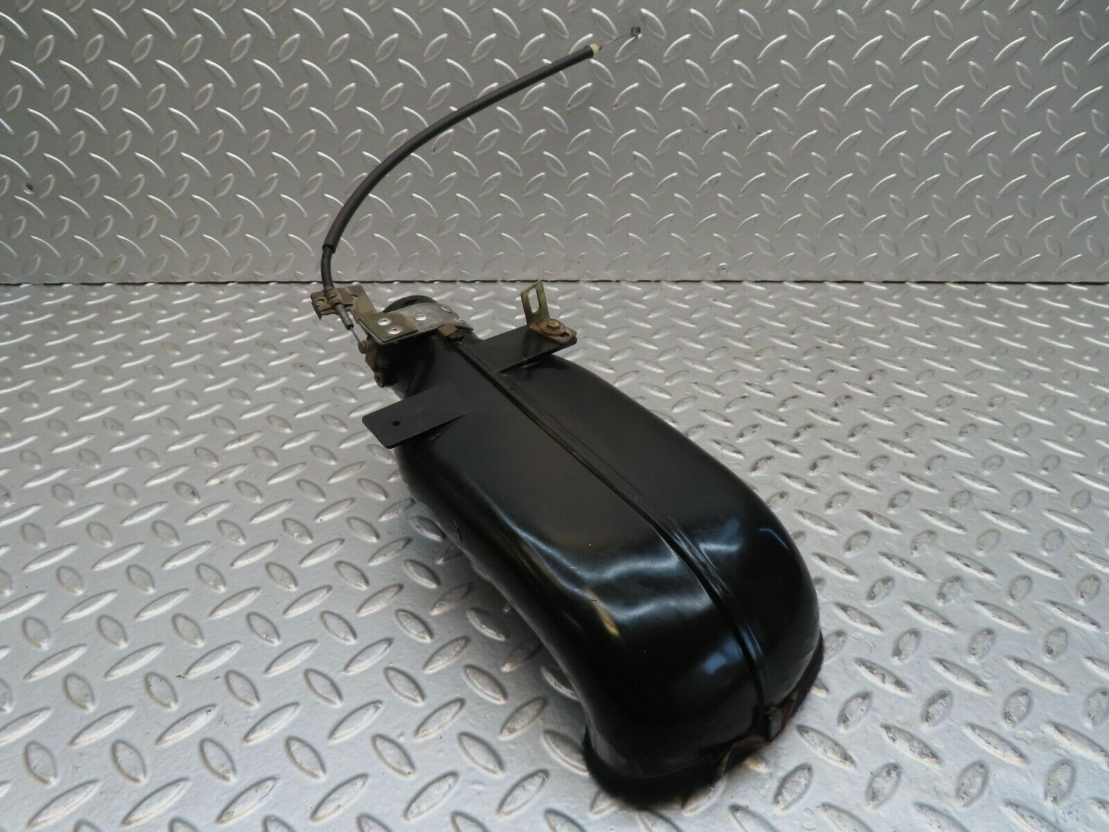 15527 Mercedes-Benz R107 450SL Heater Air Duct