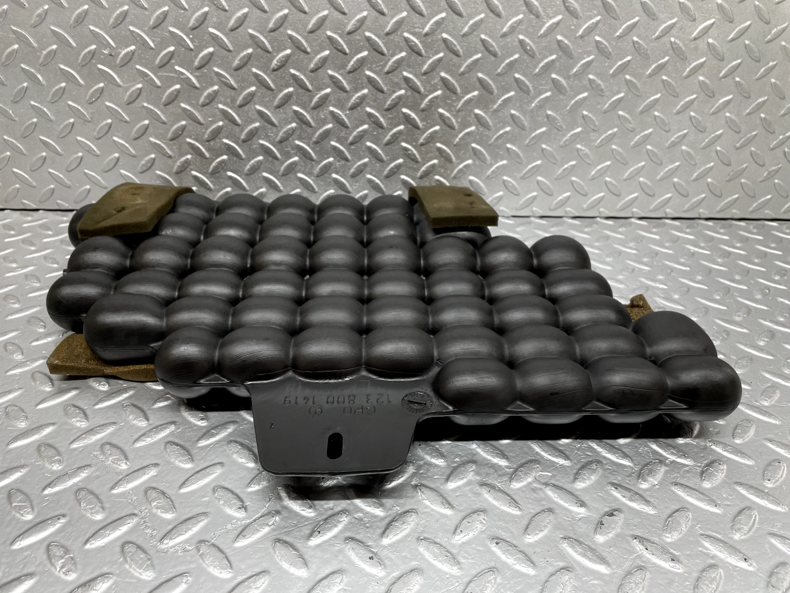 44250 Mercedes-Benz W123 280E Vacuum Reservoir Tank 1238001419