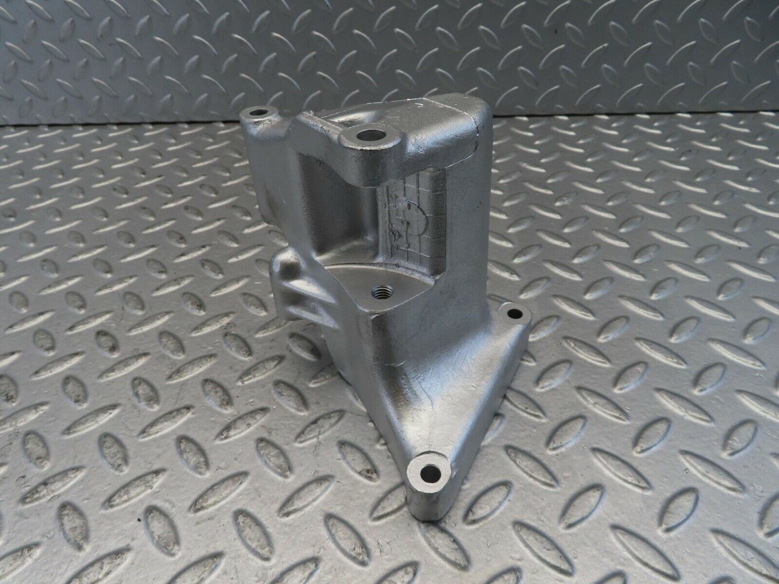 11028 Mercedes-Benz R107 W116 Alternator Generator Bracket 1161551135