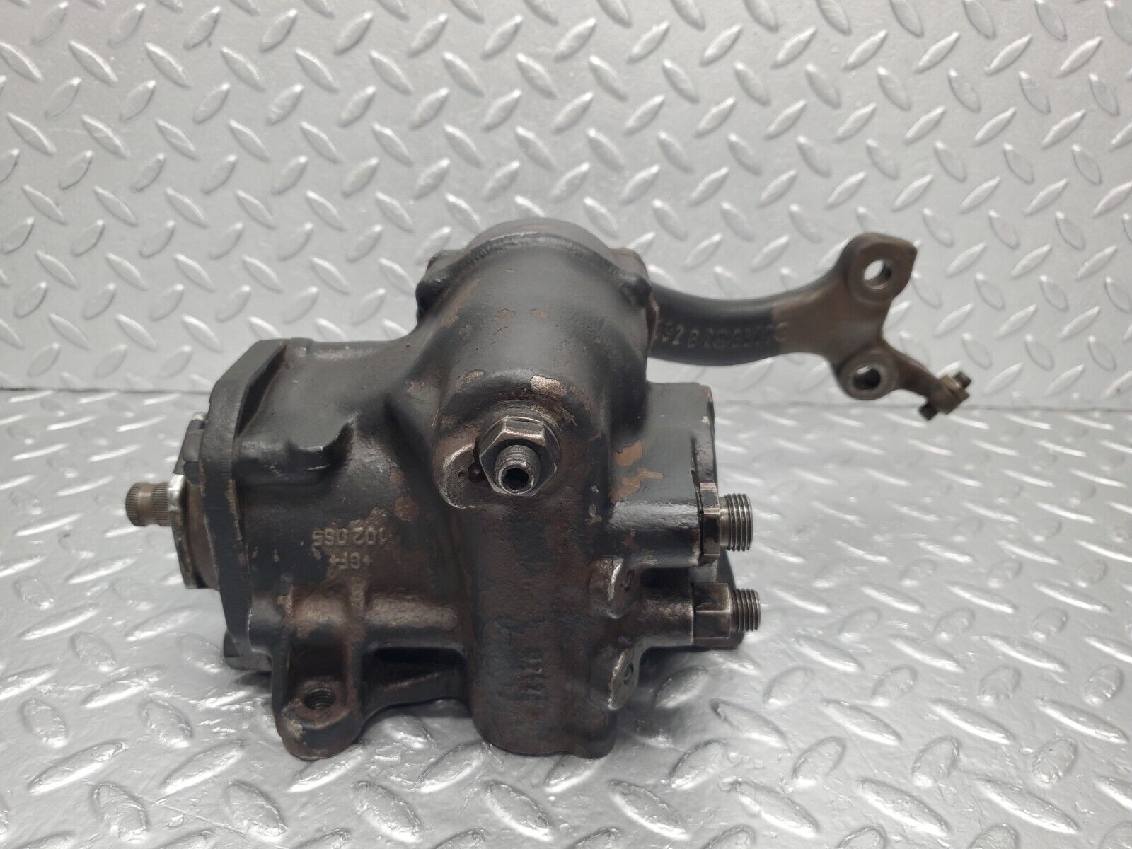 46094 Mercedes-Benz W126 420SE Steering Box Steering Rack 1264610501