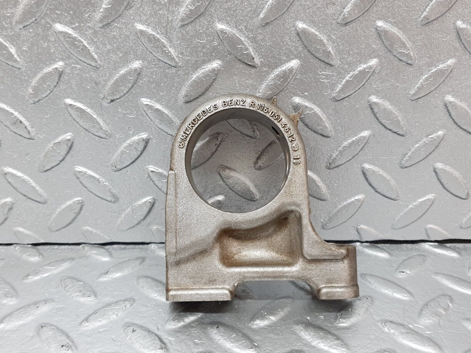 43802 Mercedes-Benz C126 380SEC Coupe Camshaft Tower Bearing 1160514612