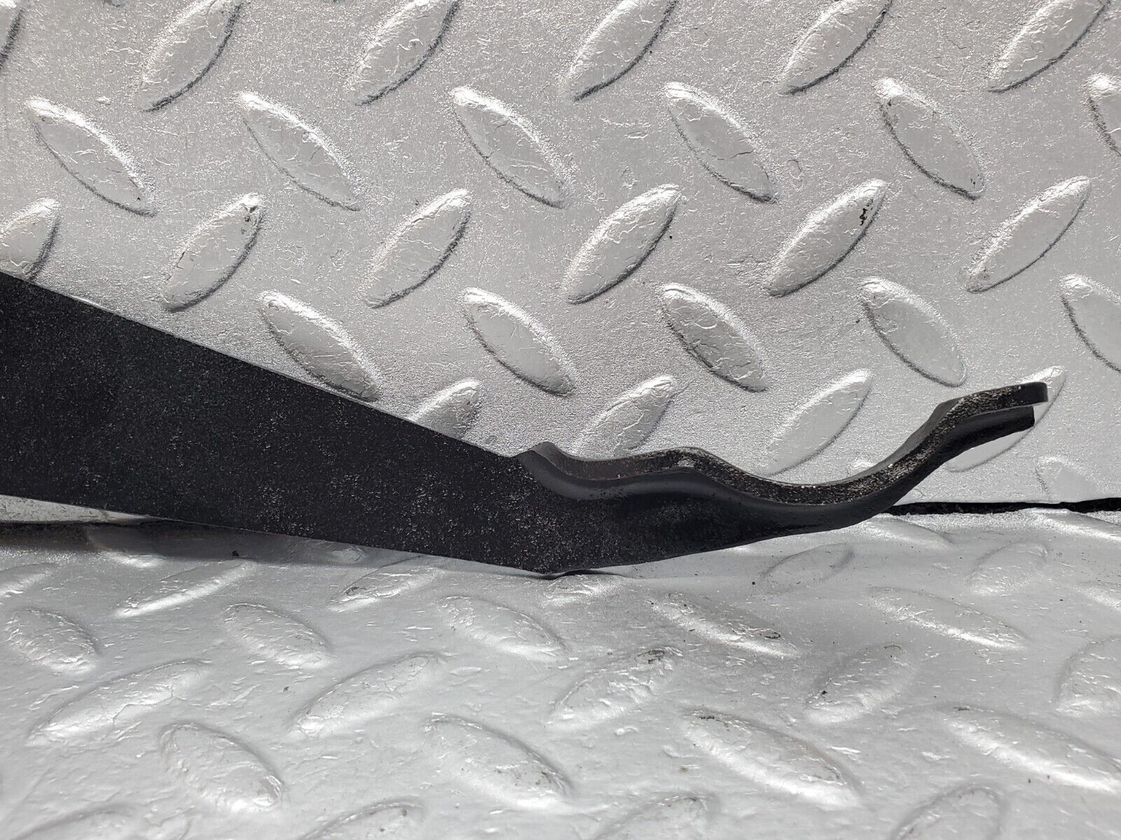 45955 Mercedes-Benz W126 420SE Exhaust Bracket