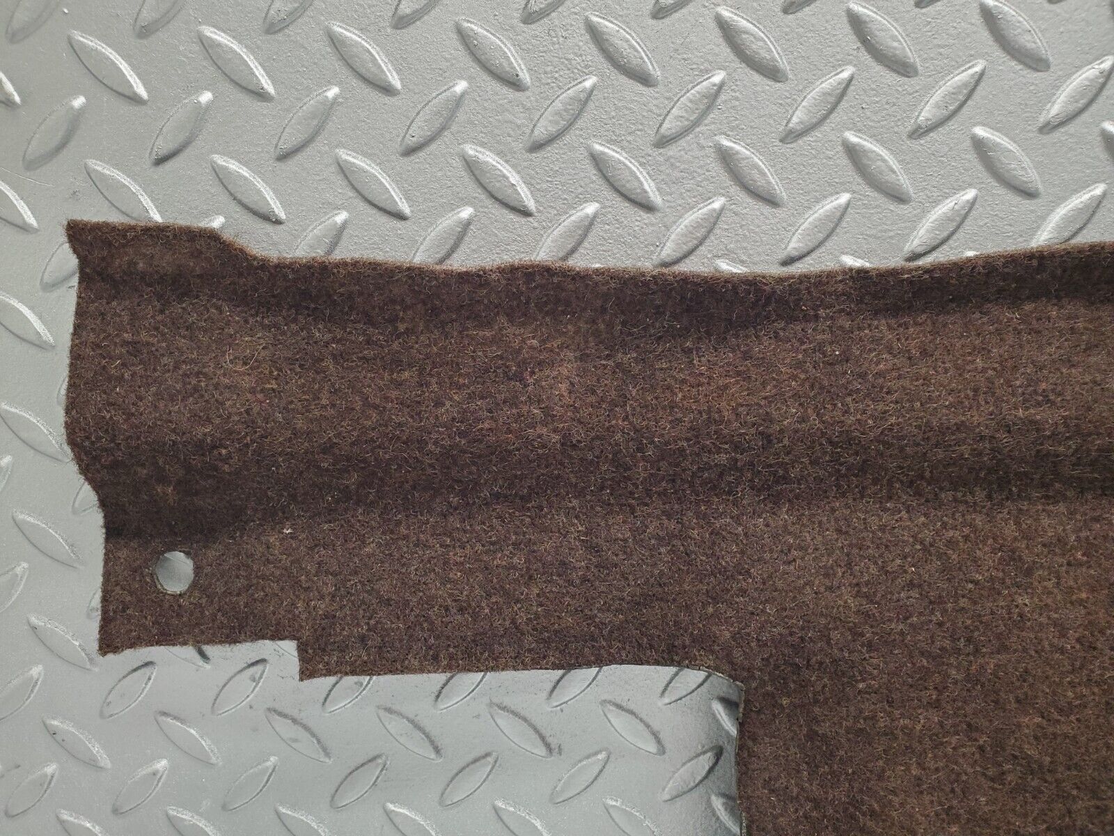 46014 Mercedes-Benz W126 420SE Trunk Boot Carpet Cover Brown