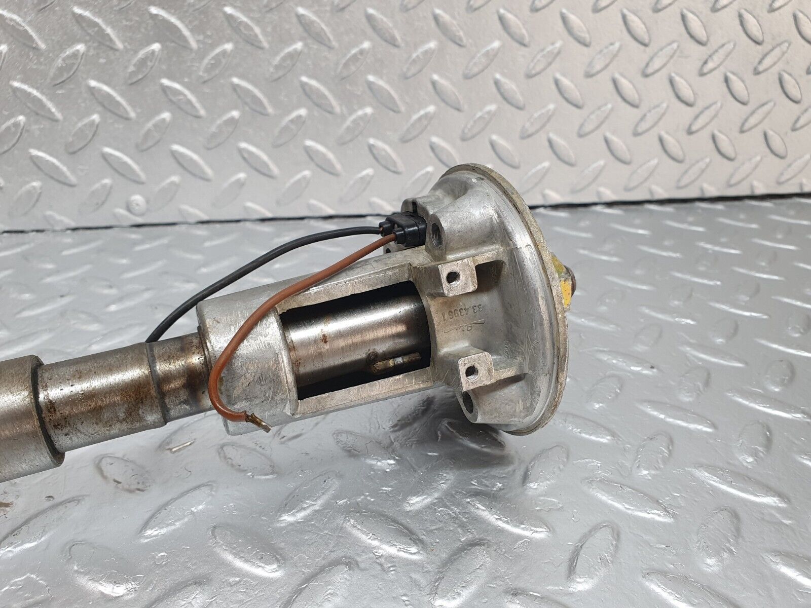 43226 Mercedes-Benz W108 280SE Steering Column Shaft 1154621735