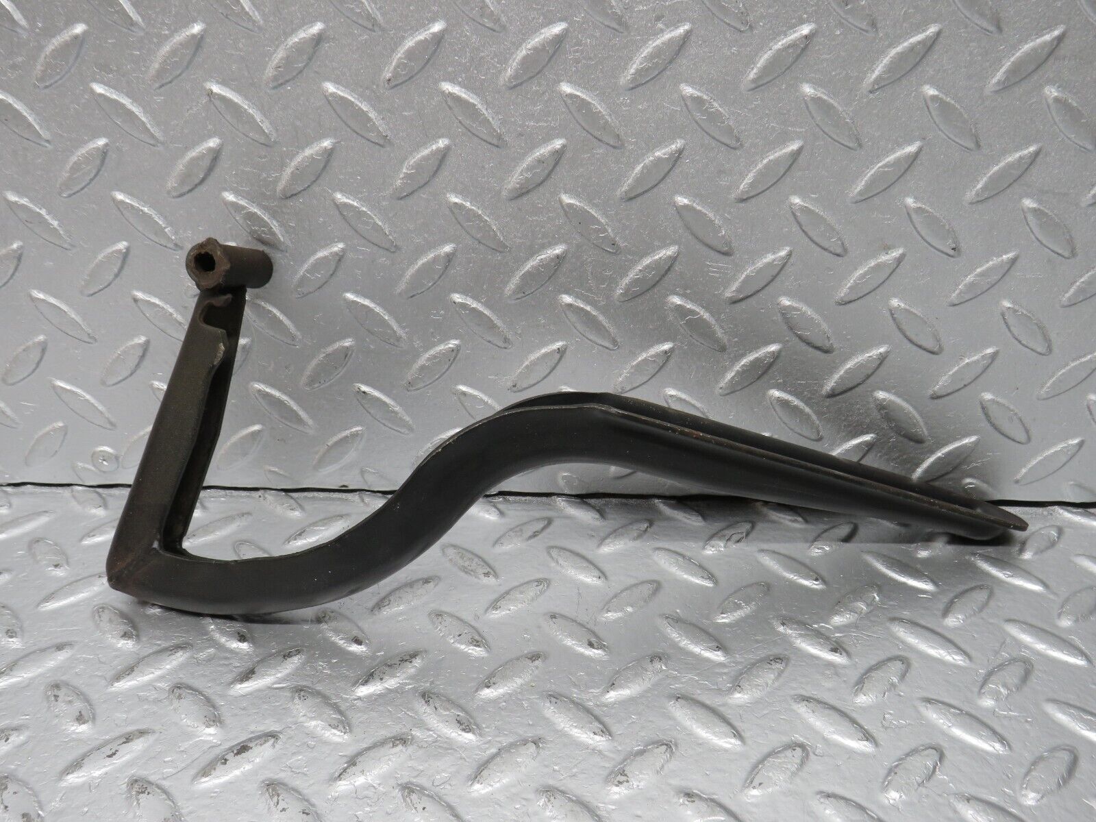 39911 Mercedes-Benz R107 350SL Soft Top Lid Hinge Right