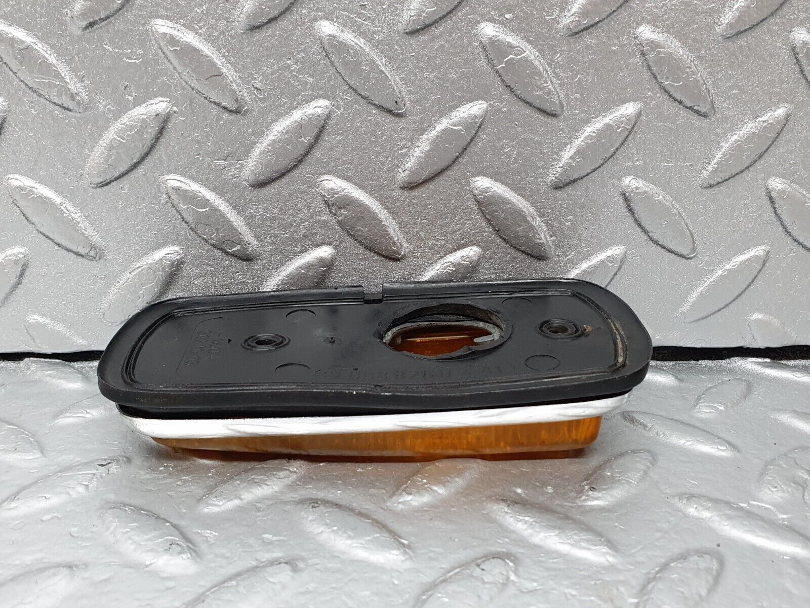 43120 Mercedes-Benz W108 280SE Front Right Side Position Light 0008260441