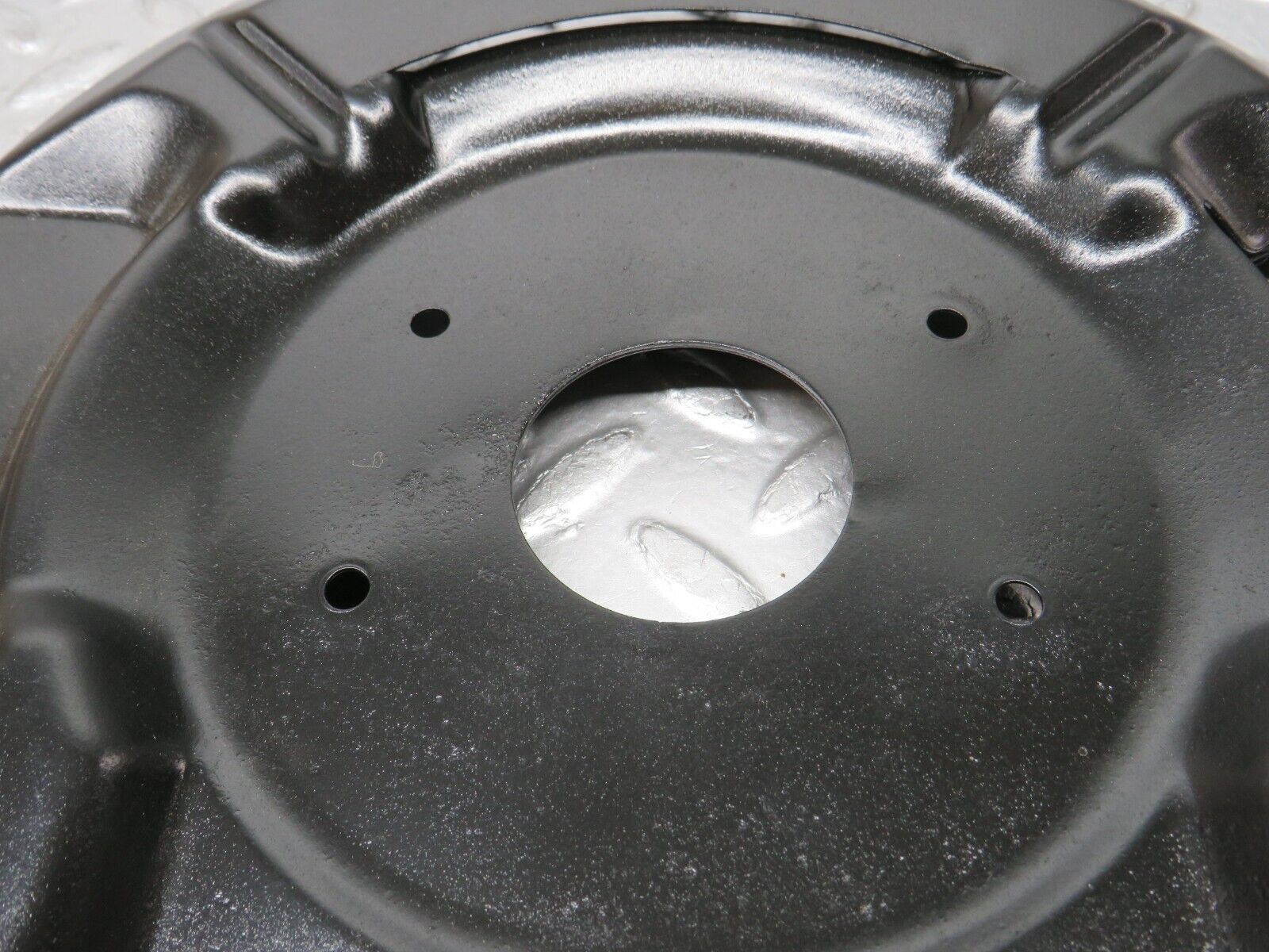 33010 Mercedes-Benz C107 R107 350 V8 Front Right Brake Disc Protection Plate