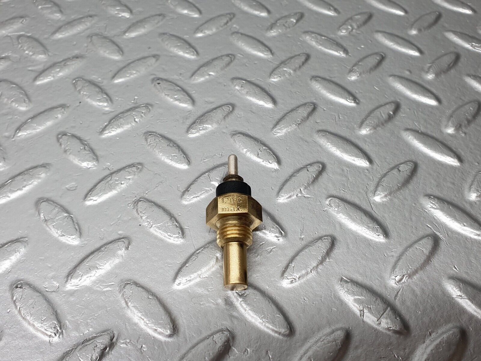 42382 Mercedes-Benz R129 320SL Coupe Coolant Temperature Sensor VDO 0085421017