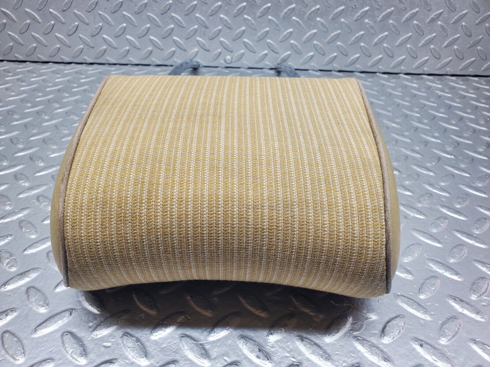 44332 Mercedes-Benz W123 280E Front Seat Headrest